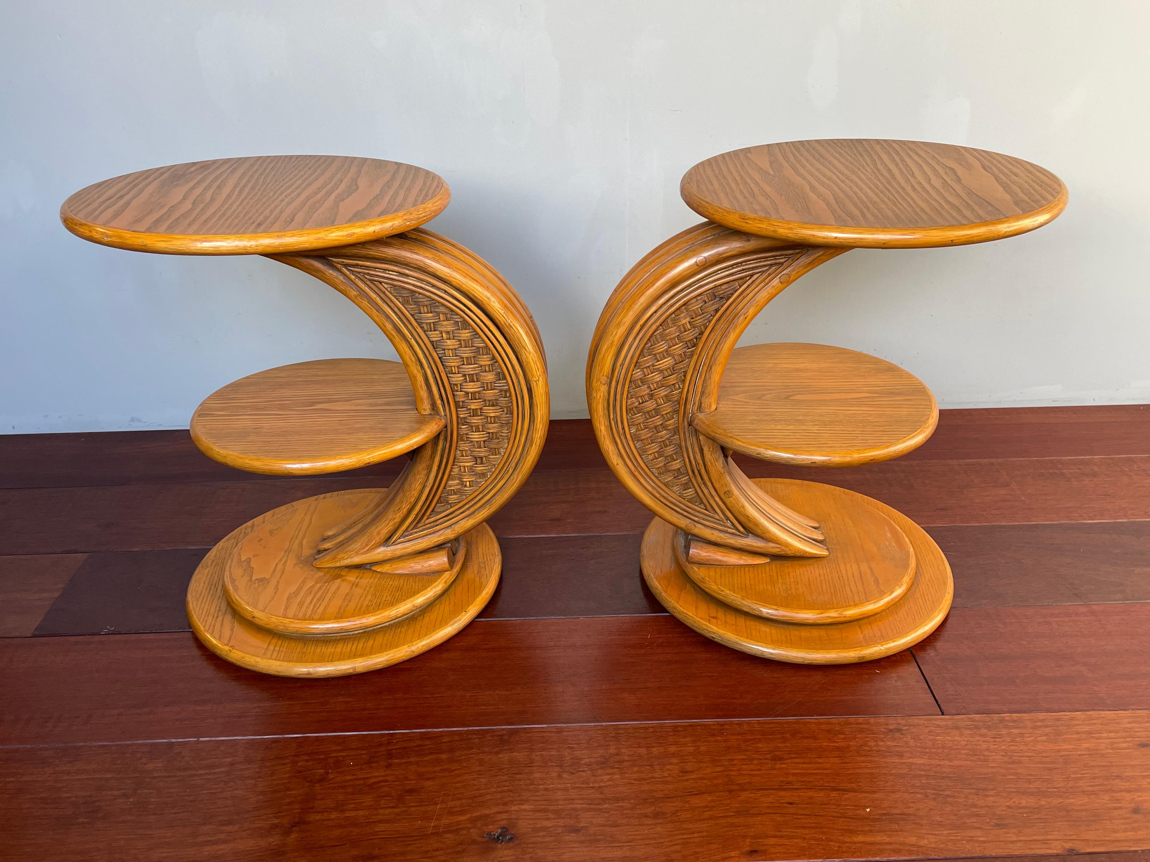 Stunning Midcentury Modern Design Pair of Near Mint Rattan End or Bedside Tables In Excellent Condition For Sale In Lisse, NL
