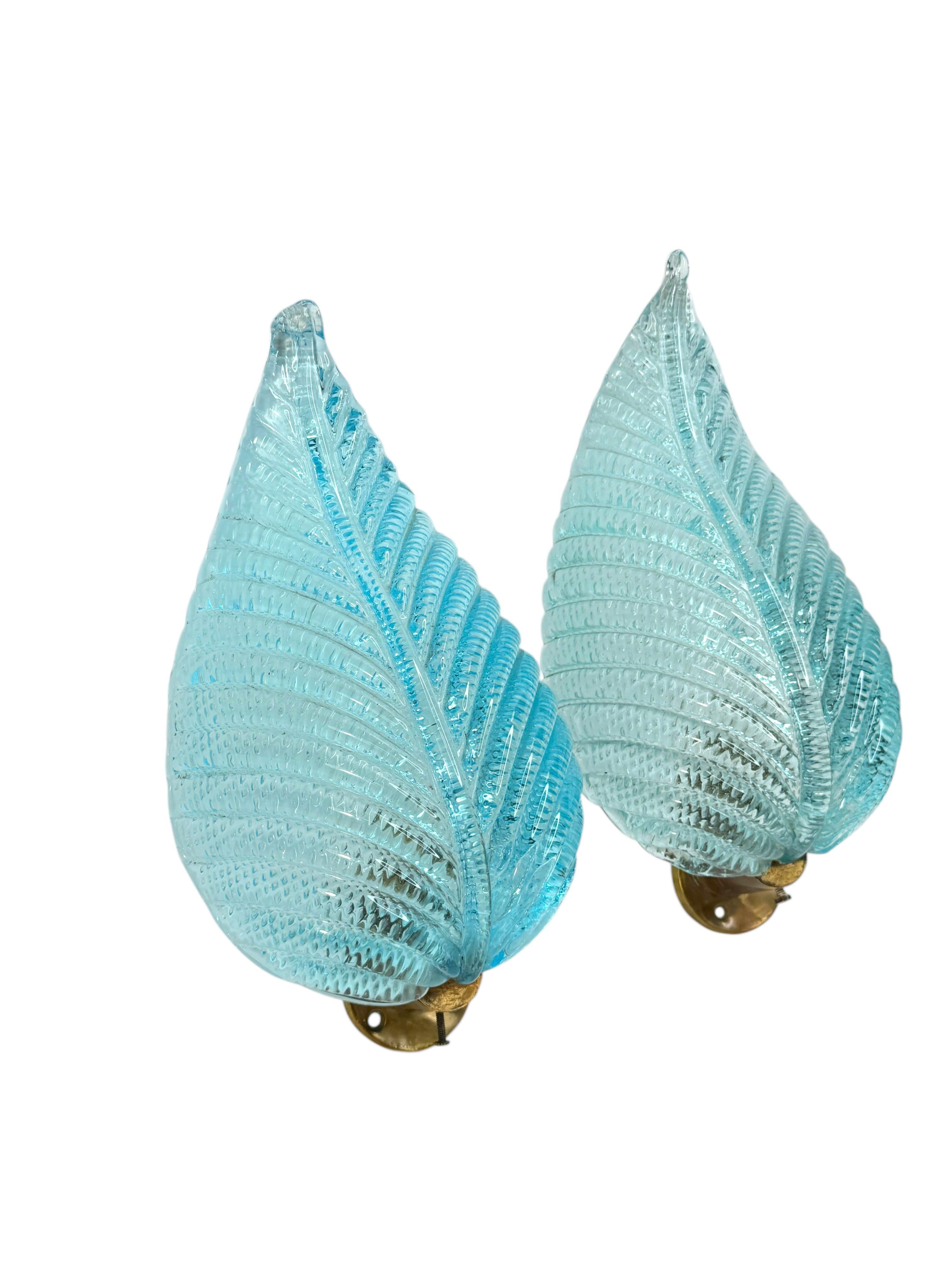 Atemberaubendes Paar blauer 