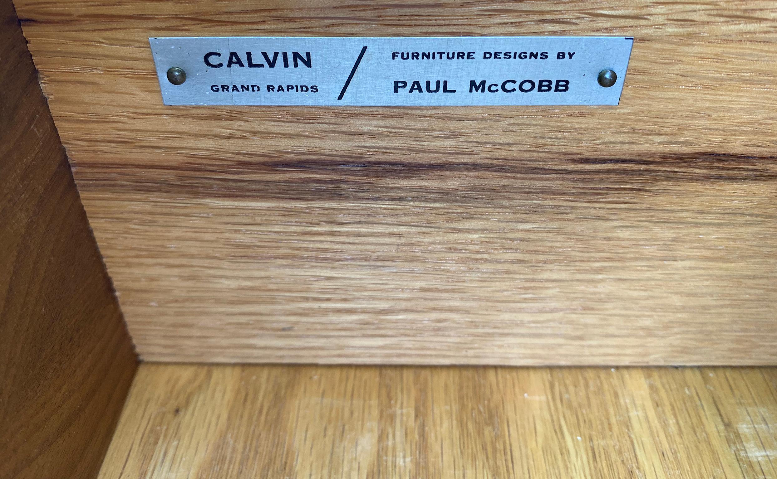 Stunning Midcentury Paul McCobb Calvin 4-Drawer Dresser Credenza #7305 Walnut 2