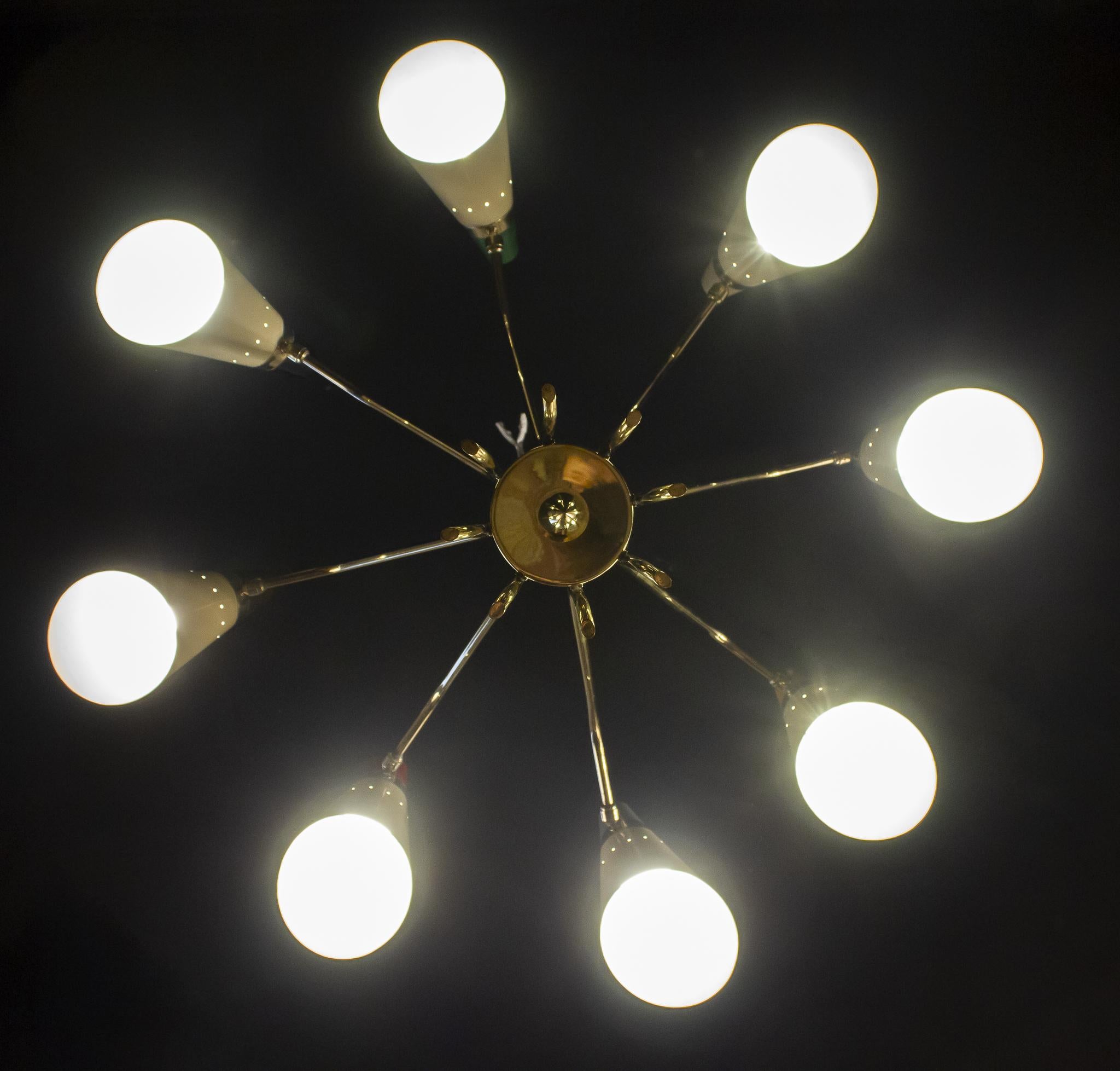 Italiano Splendida casa di metà secolo Stilnovo Attr. Lampadario flessibile multicolore, 1958 in vendita