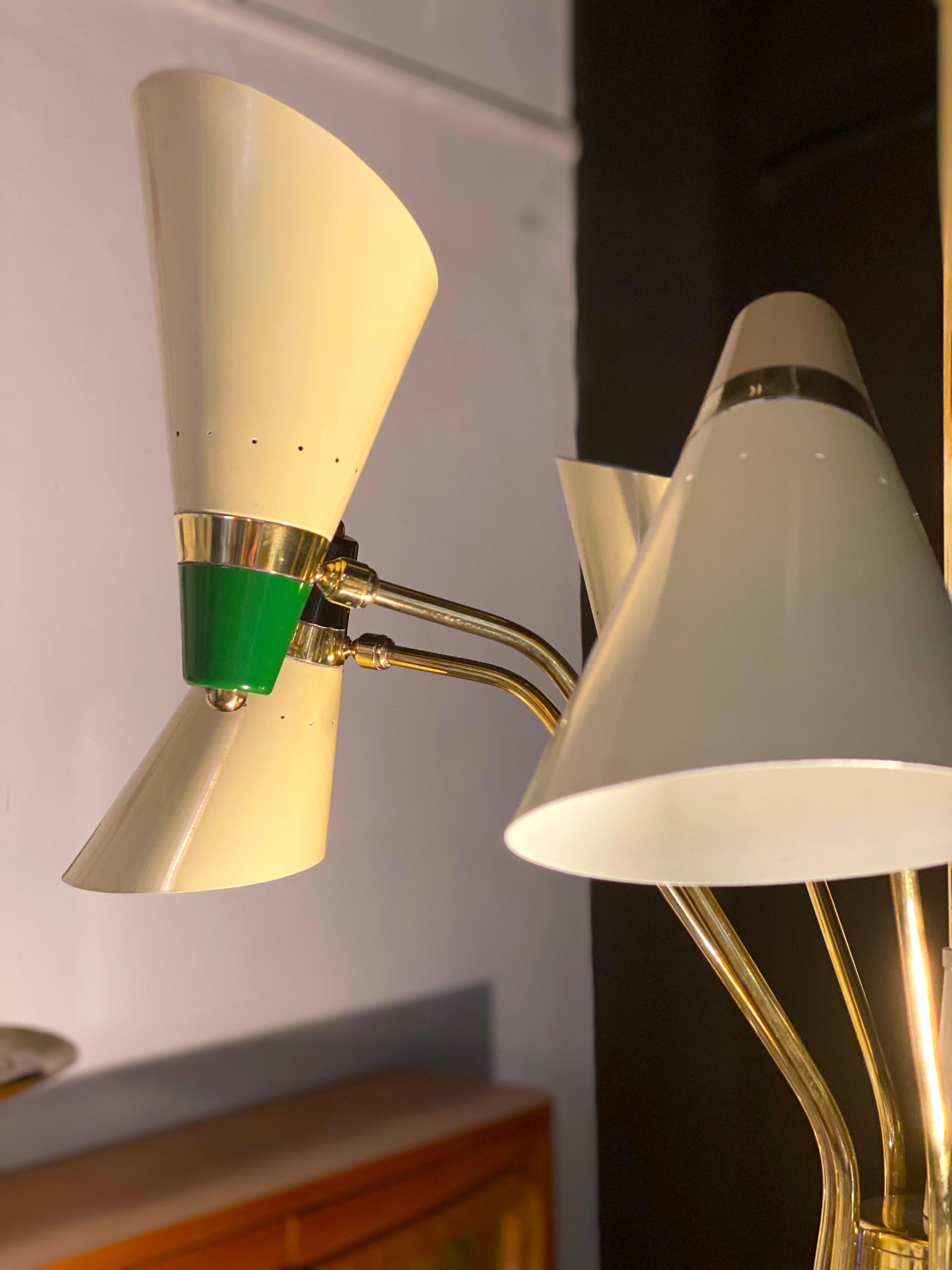 Metallo Splendida casa di metà secolo Stilnovo Attr. Lampadario flessibile multicolore, 1958 in vendita