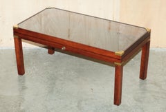 STUNNING MILITARY CAMPAIGN STYLE COFFEE TABLE WiTH EXHIBITION GLASS DISLAY CASE