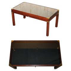STUNNING MILITARY CAMPAIGN STYLE COFFEE TABLE WiTH EXHIBITION GLASS DISLAY CASE
