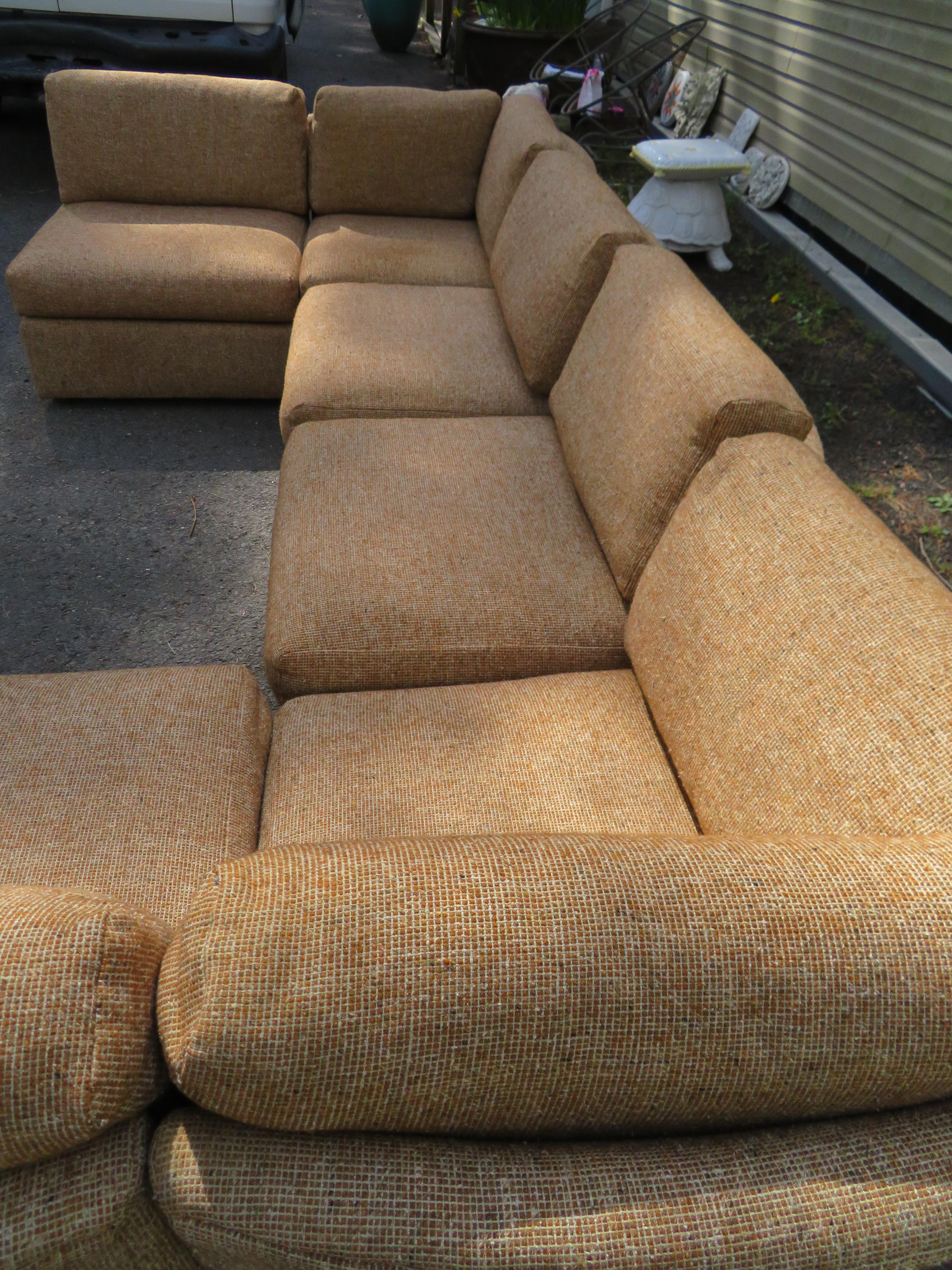 Late 20th Century Stunning Milo Baughman 7 Piece Curved Back Cube Sectional Sofa Mid-Century