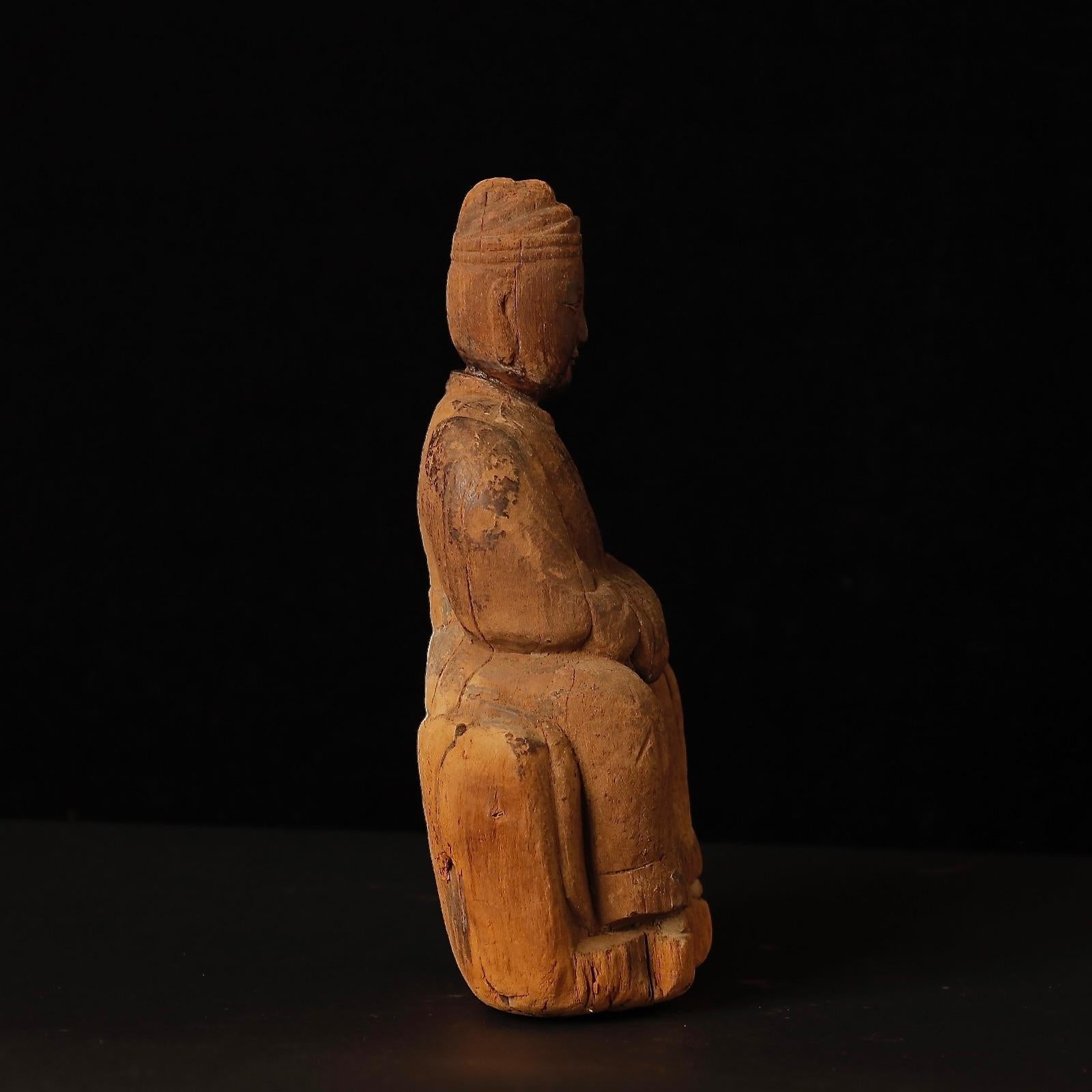 18th Century and Earlier Stunning Ming Period Male Deity Sculpture – 14th–17th Century China For Sale