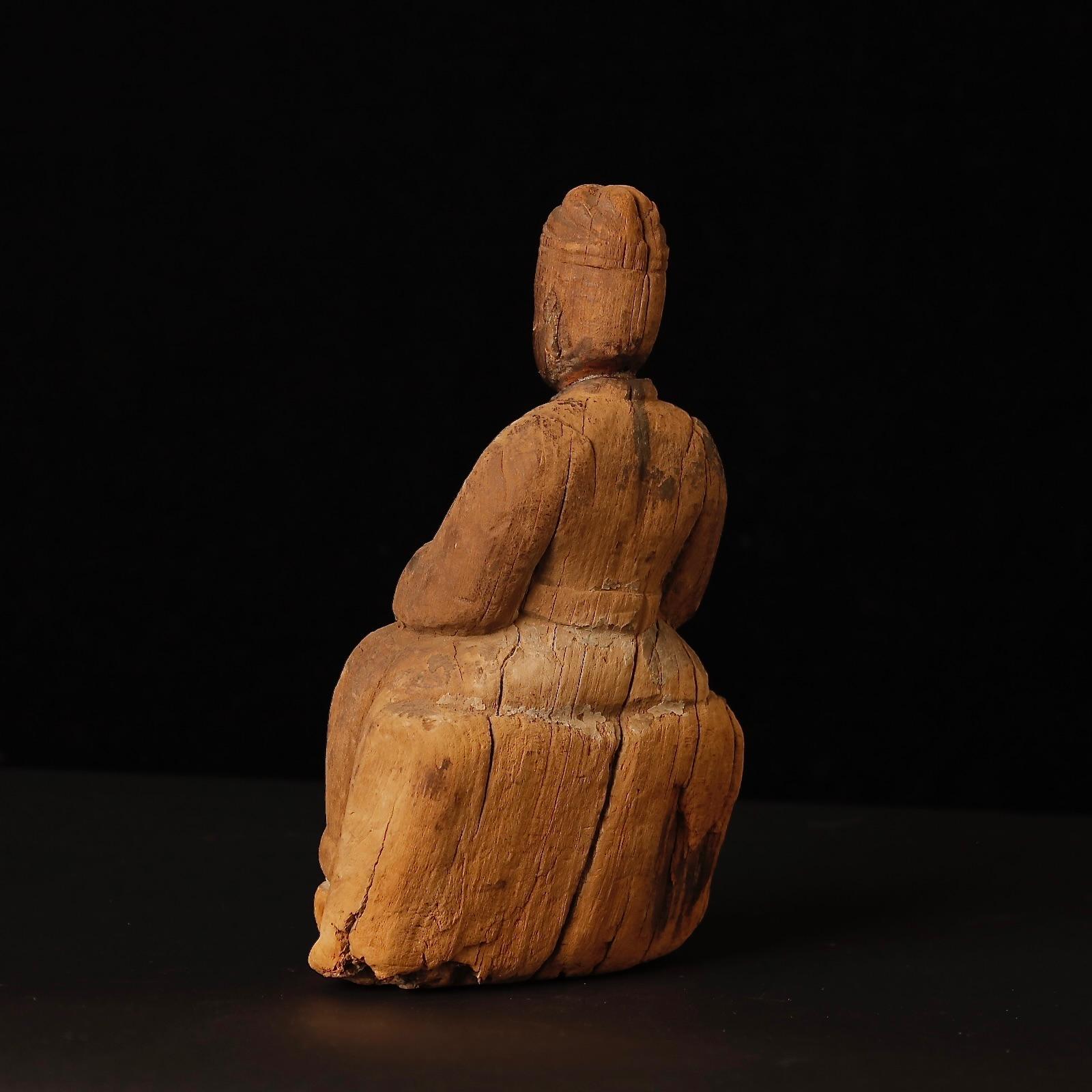 Stunning Ming Period Male Deity Sculpture – 14th–17th Century China For Sale 2