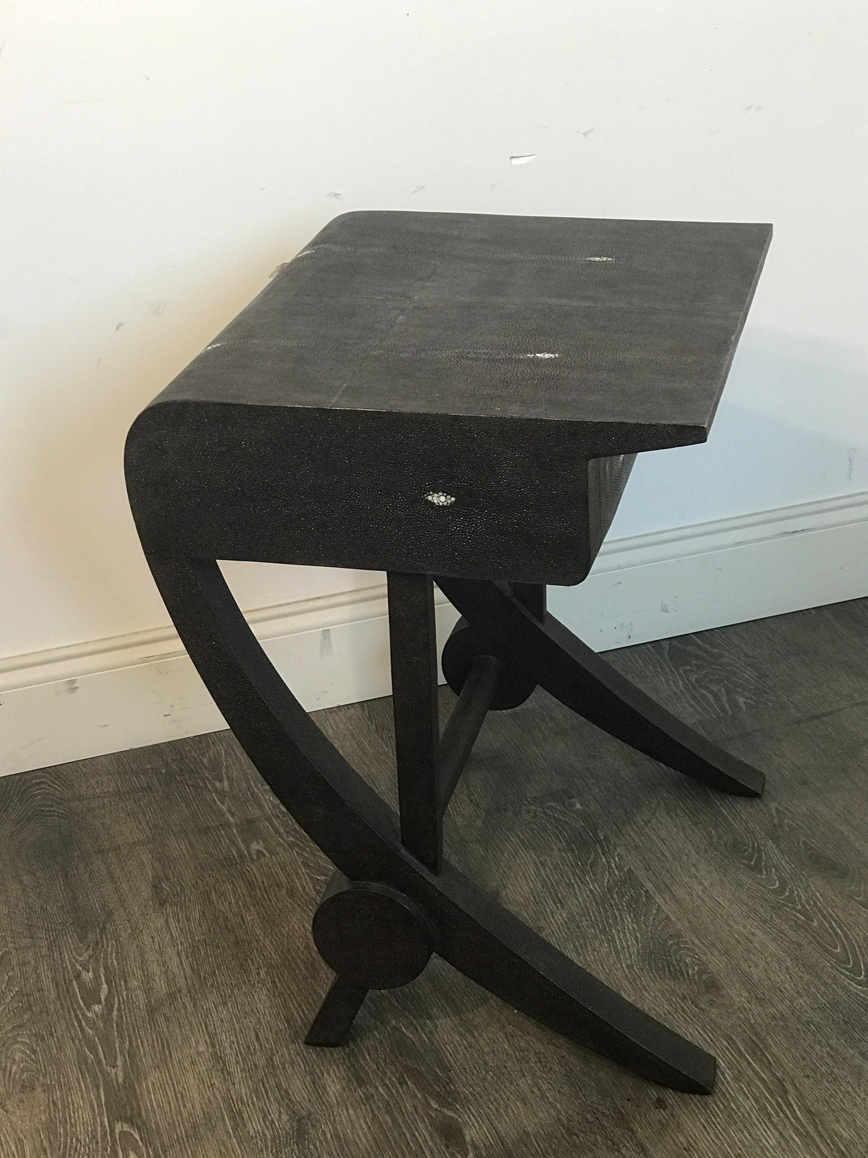 20th Century Stunning Modern Black and White Shagreen Cantilever End Table by R&Y Augousti