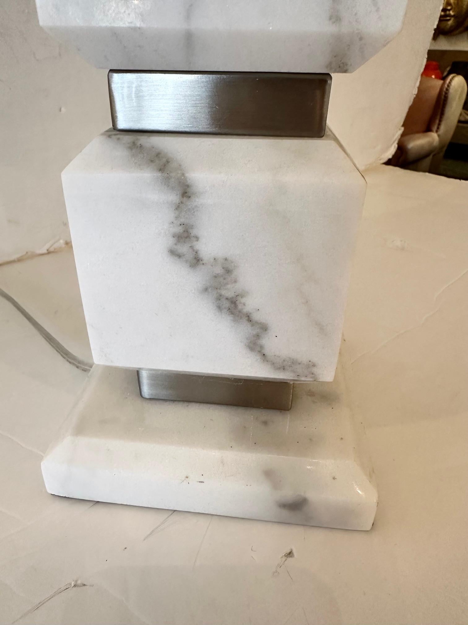 Stunning Modern Pair of Marble & Stainless Steel Cube Table Lamps For Sale 2
