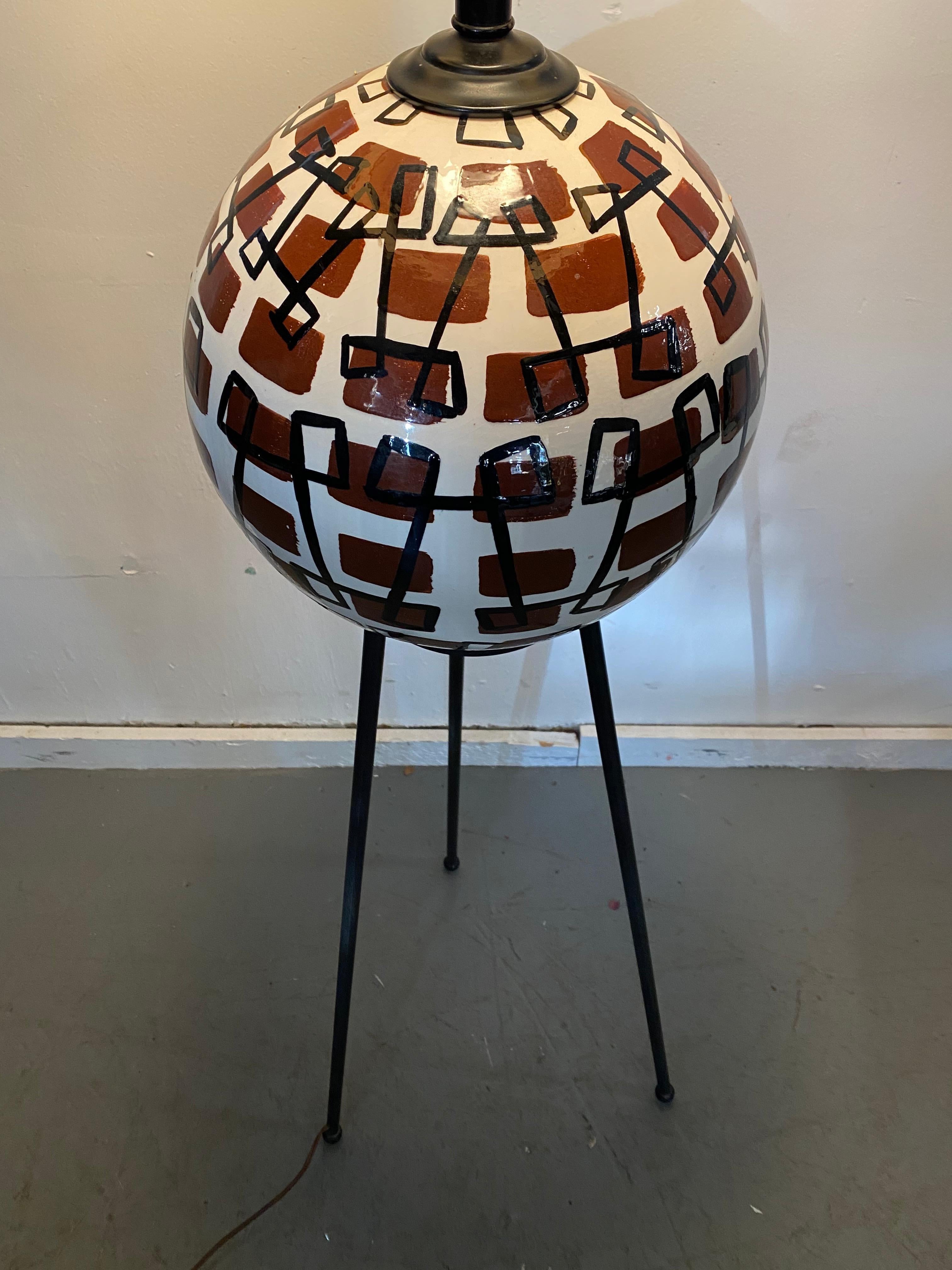 Mid-Century Modern Stunning Modernist Floor Lamp by TYE of California / Angelo Testa For Sale