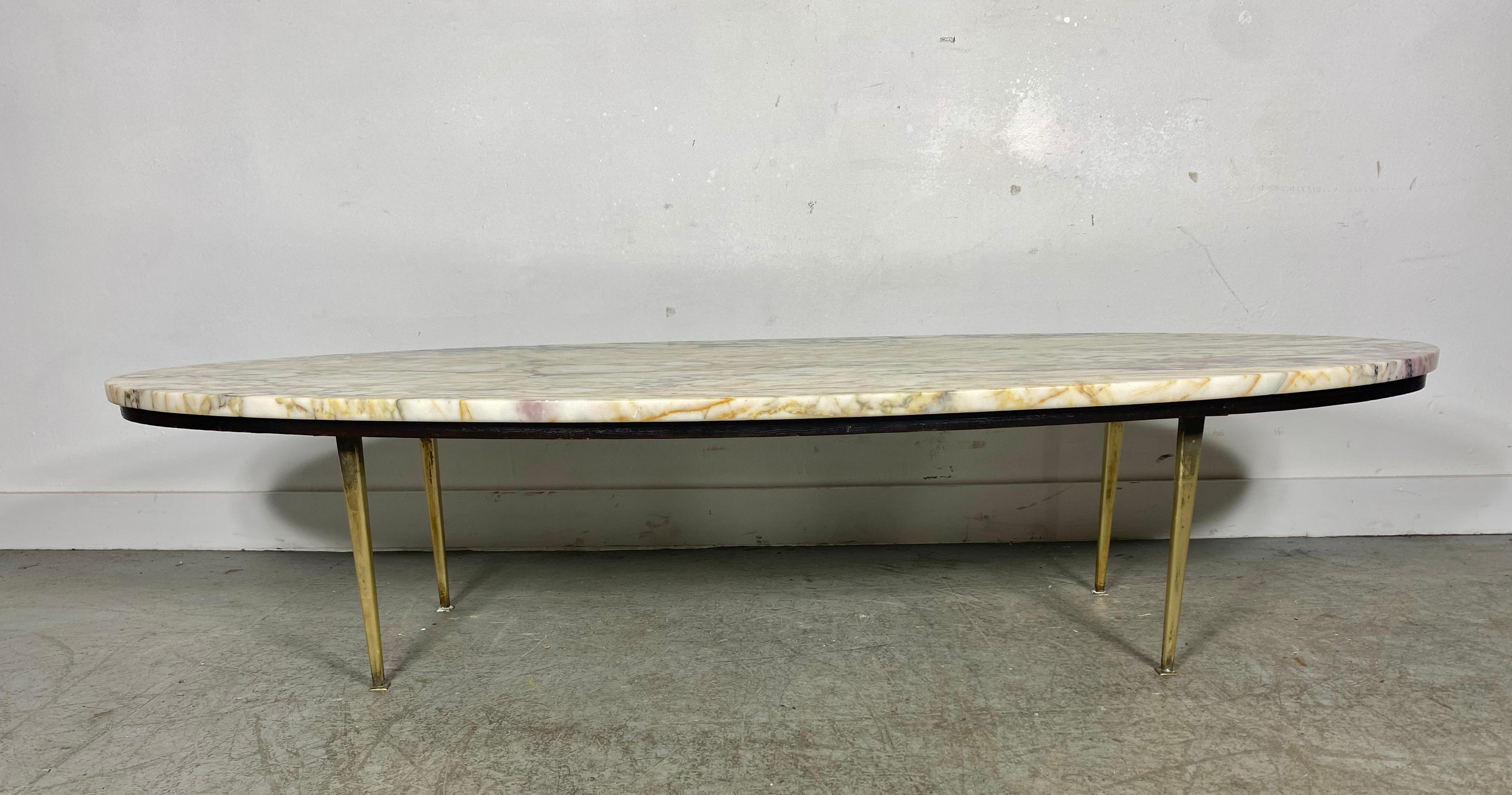 Stunning Modernist oval marble and brass coffee/cocktail table made in Italy  3
