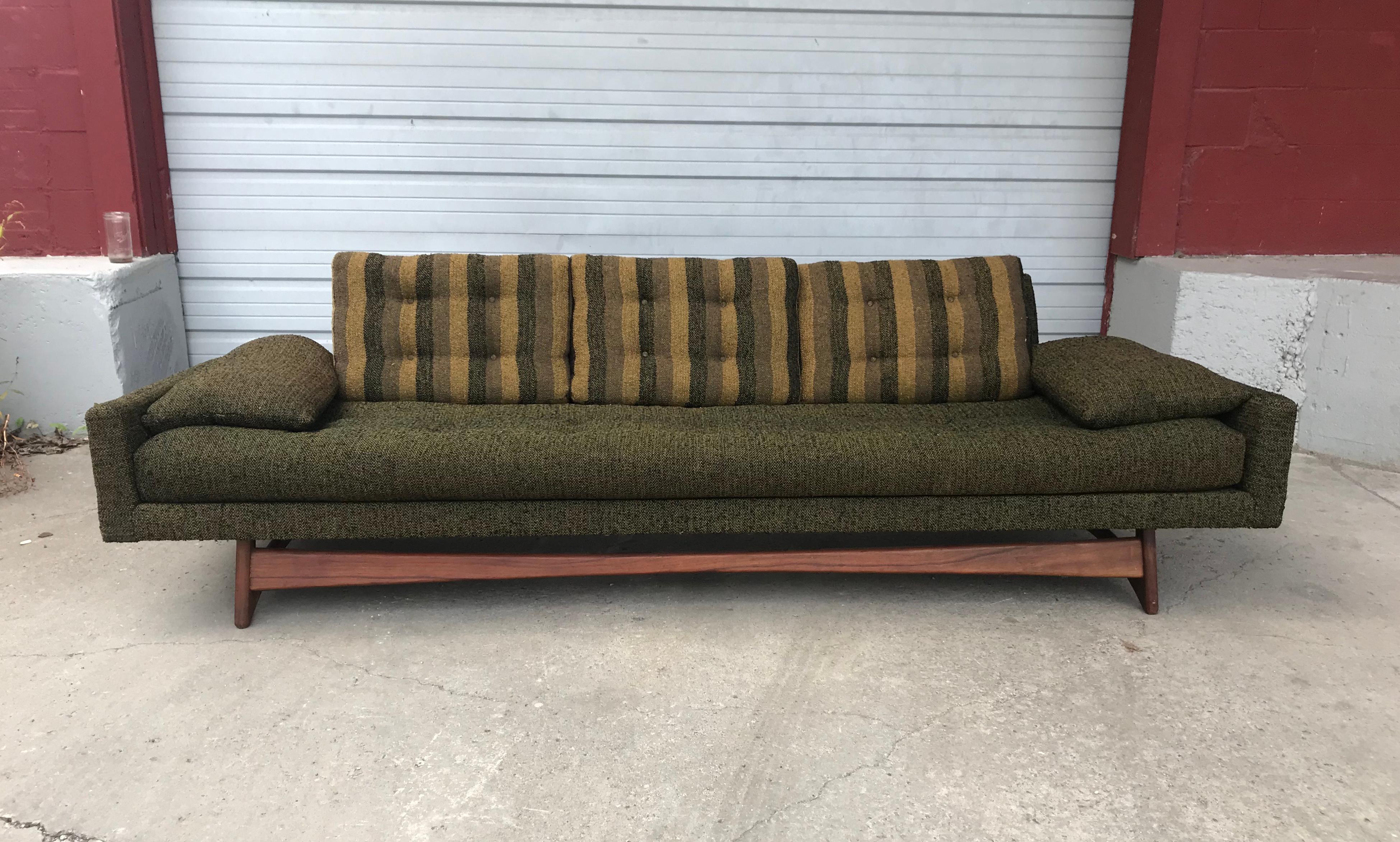Stunning modernist sofa by Adrian Pearsall for Craft Associates, classic design, retains original wool fabric upholstery in amazing original ciondition. Sculpted walnut wood base, extremely comfortable, hand delivery avail to New York City or