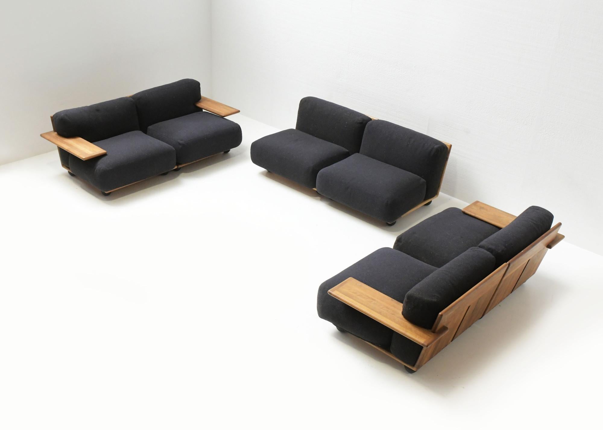 Mid-Century Modern Stunning Modular Pianura Seating Group by Mario Bellini for Cassina Italy