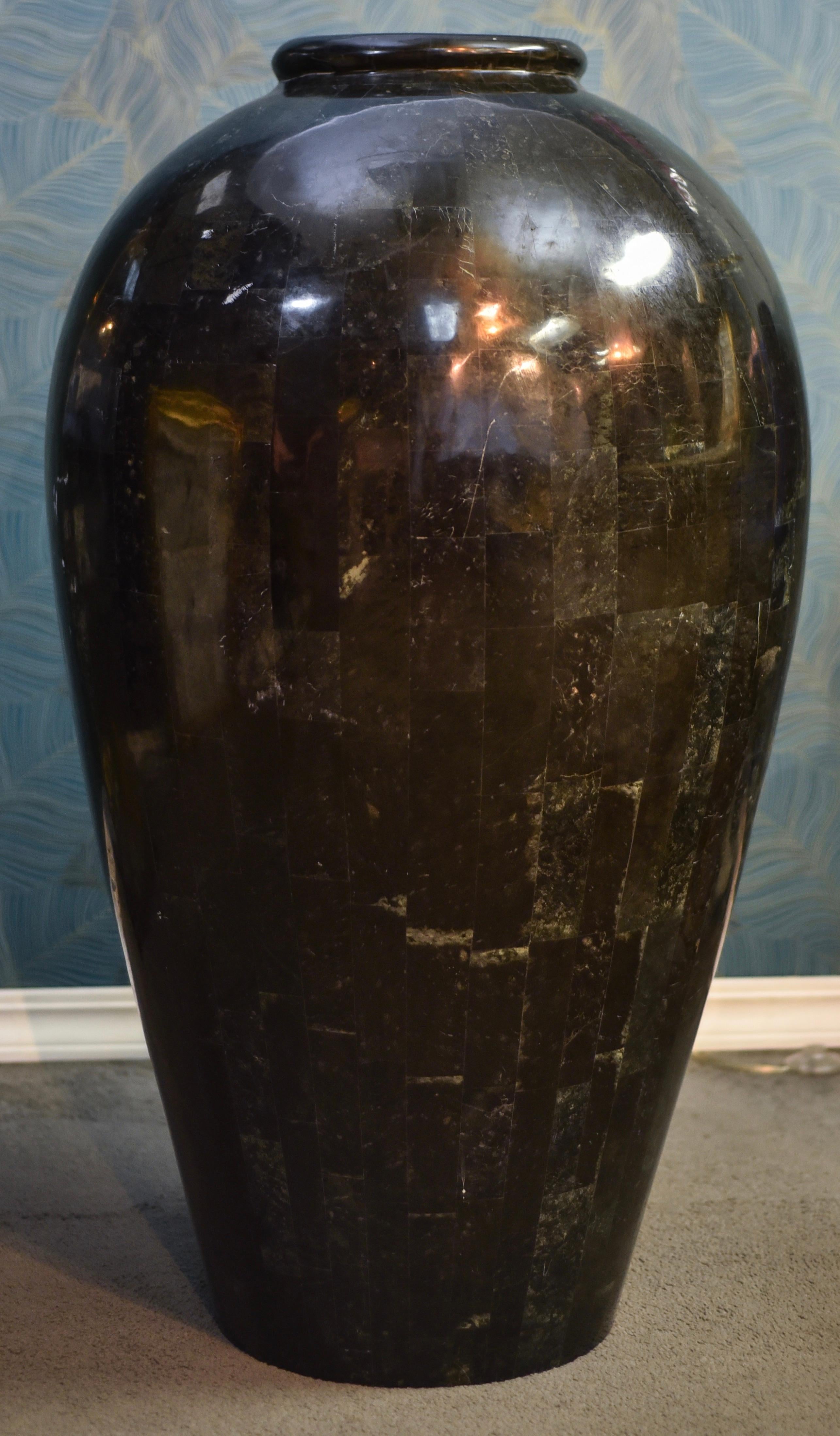 Stunning Monumental Tessellated Stone Vase by Maitland Smith, 1980s In Good Condition For Sale In San Diego, CA