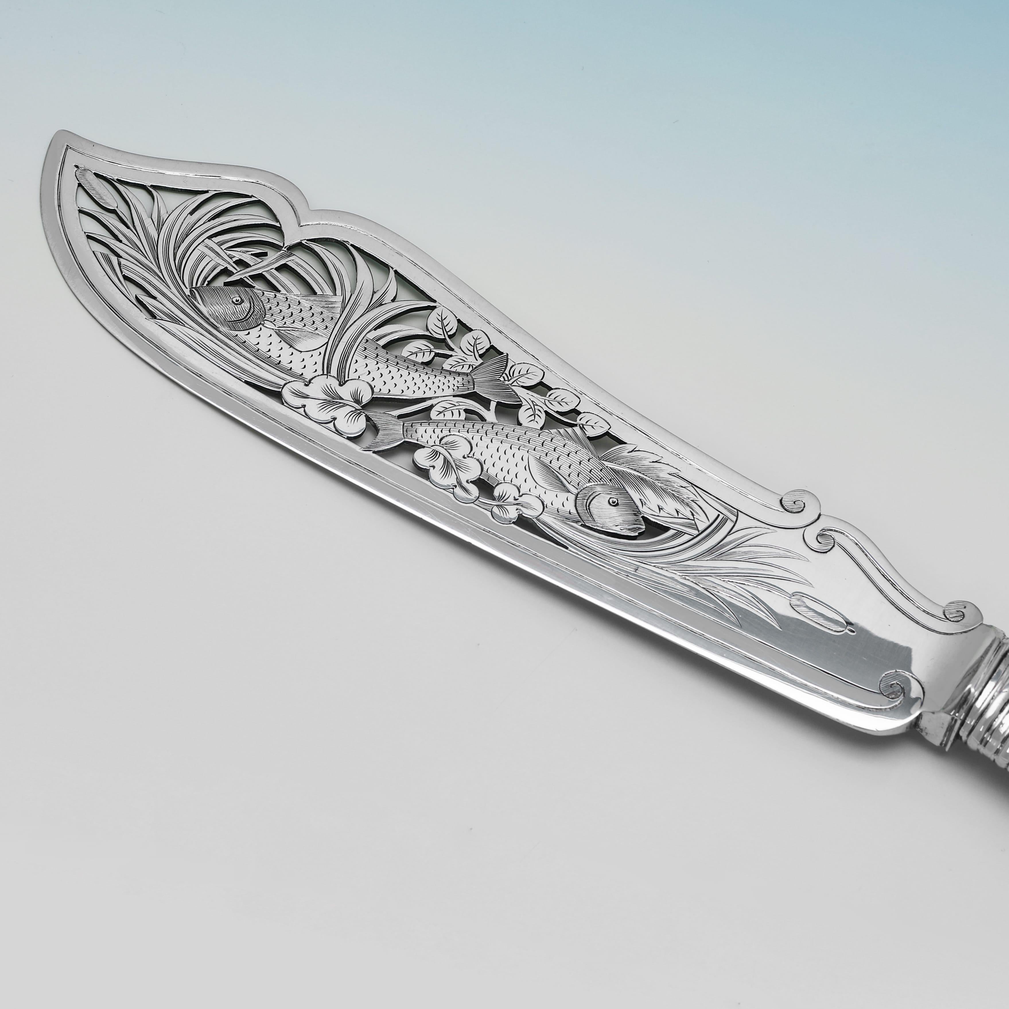 Stunning mother of pearl & sterling silver fish set and servers made in 1881 For Sale 4