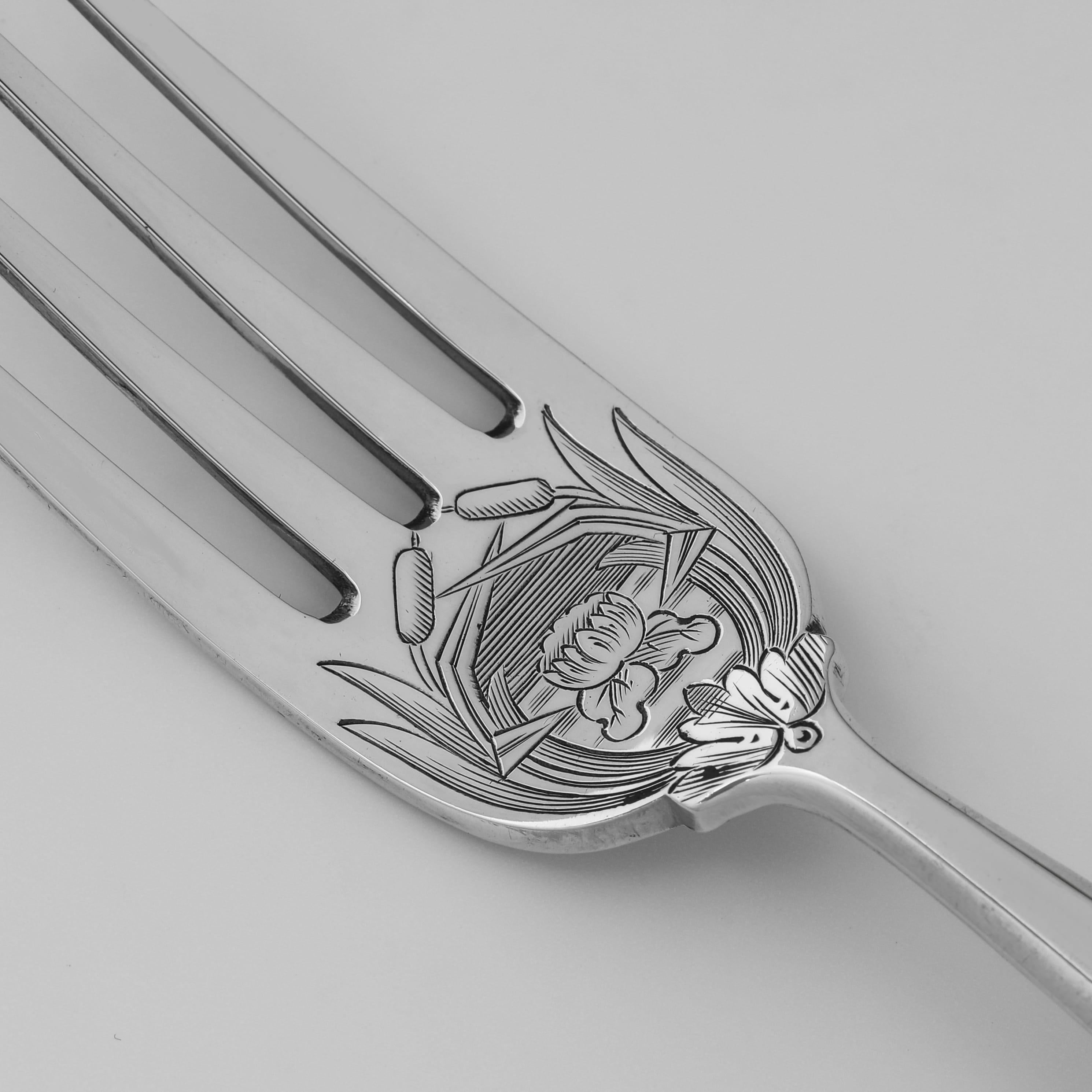 English Stunning mother of pearl & sterling silver fish set and servers made in 1881 For Sale