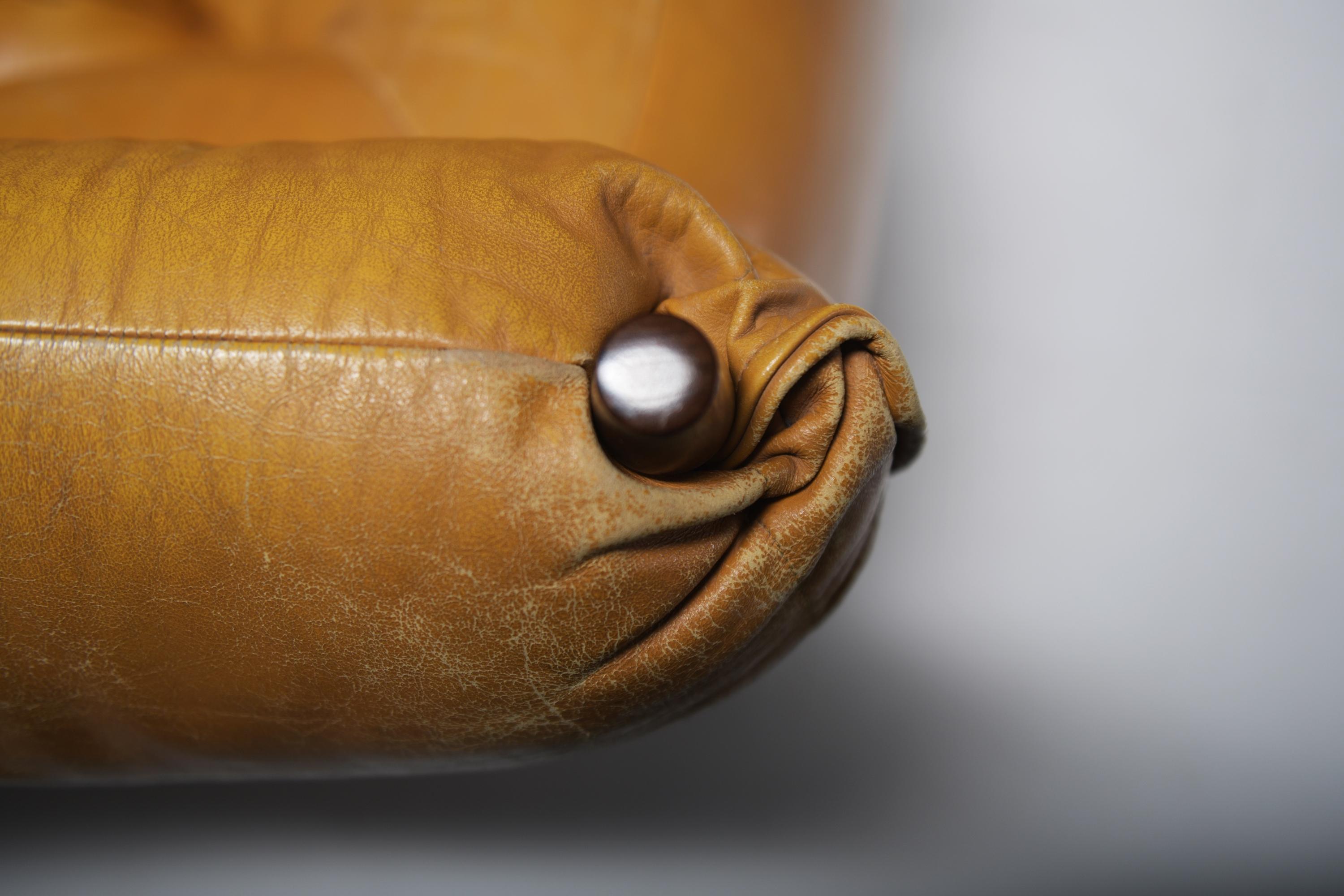 Splendido divano lounge MP-81 in pelle cognac di Percival Lafer per Lafer S.A. in vendita 9