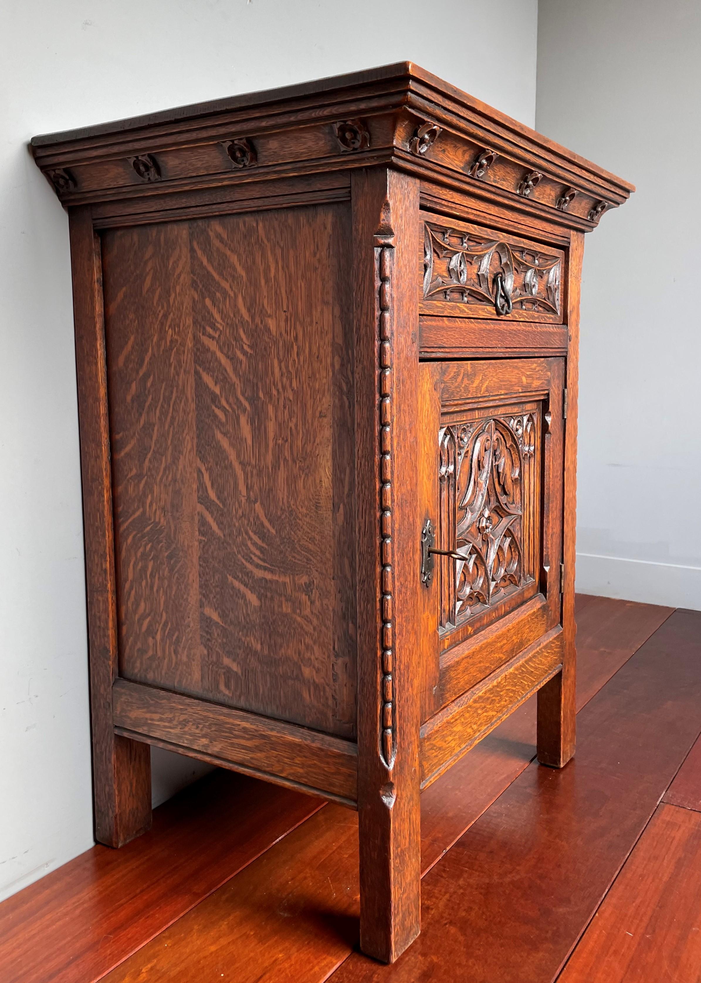 Stunning Multi Purpose Gothic Revival Hand Carved Tiger Oak Cabinet 1920s & Mint 7