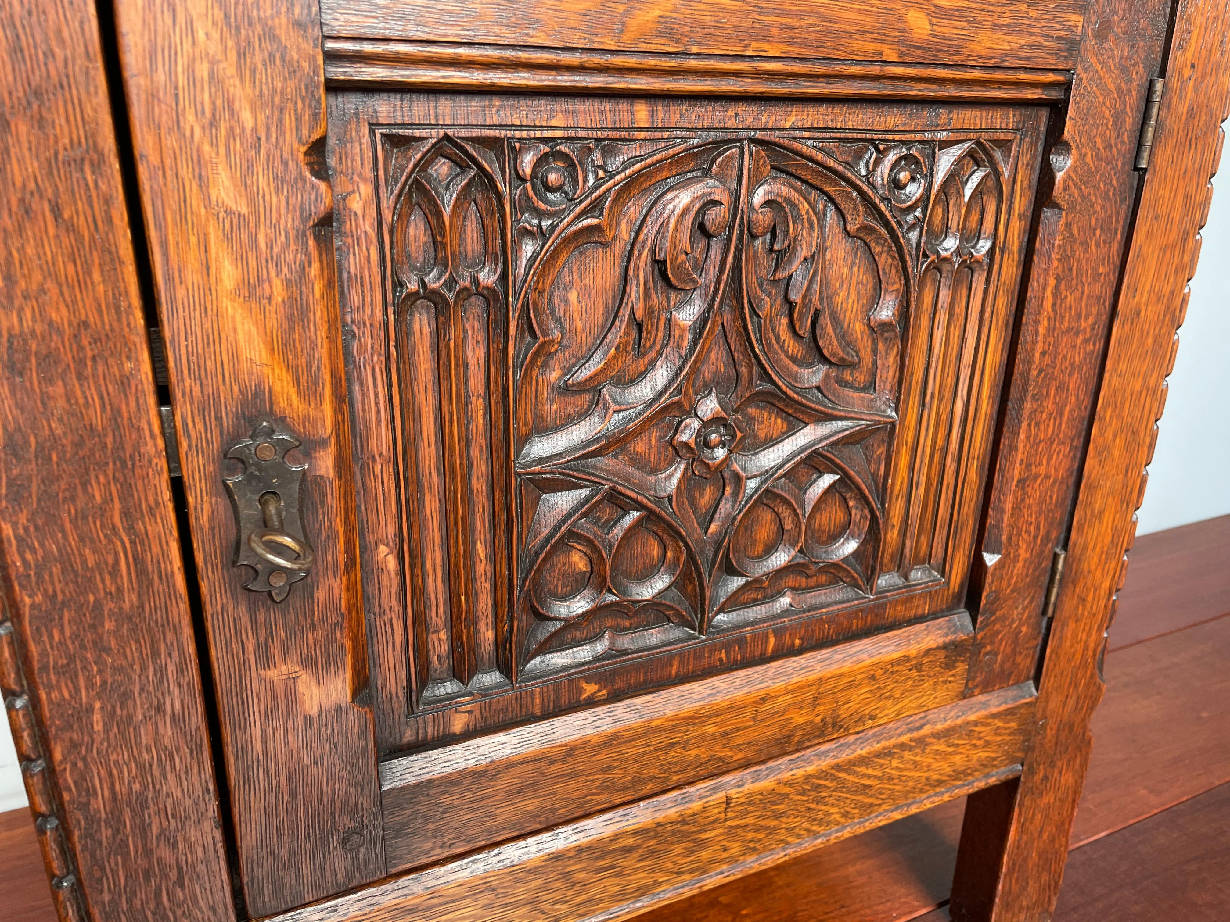 Stunning Multi Purpose Gothic Revival Hand Carved Tiger Oak Cabinet 1920s & Mint 8