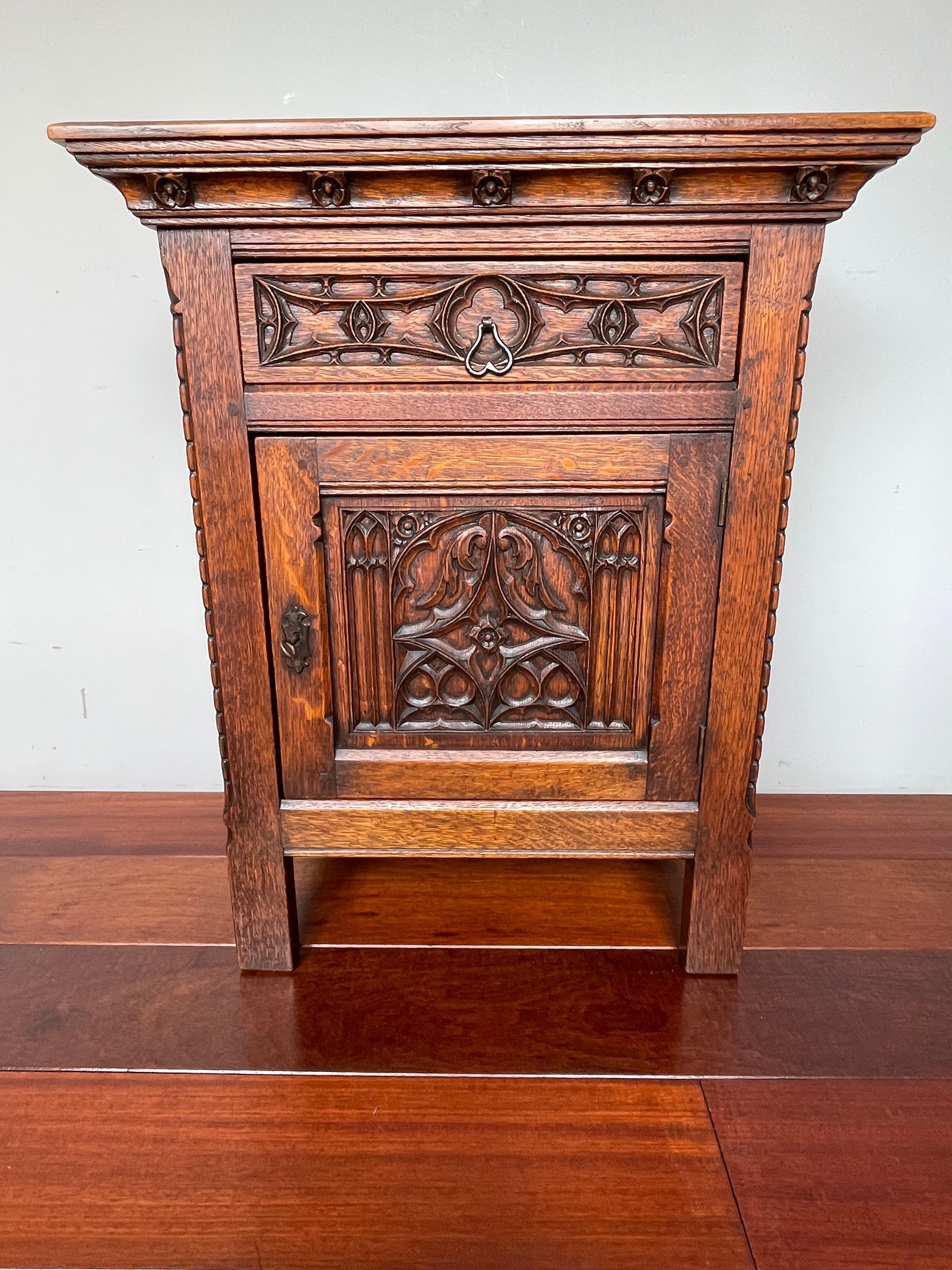 Stunning Multi Purpose Gothic Revival Hand Carved Tiger Oak Cabinet 1920s & Mint 12