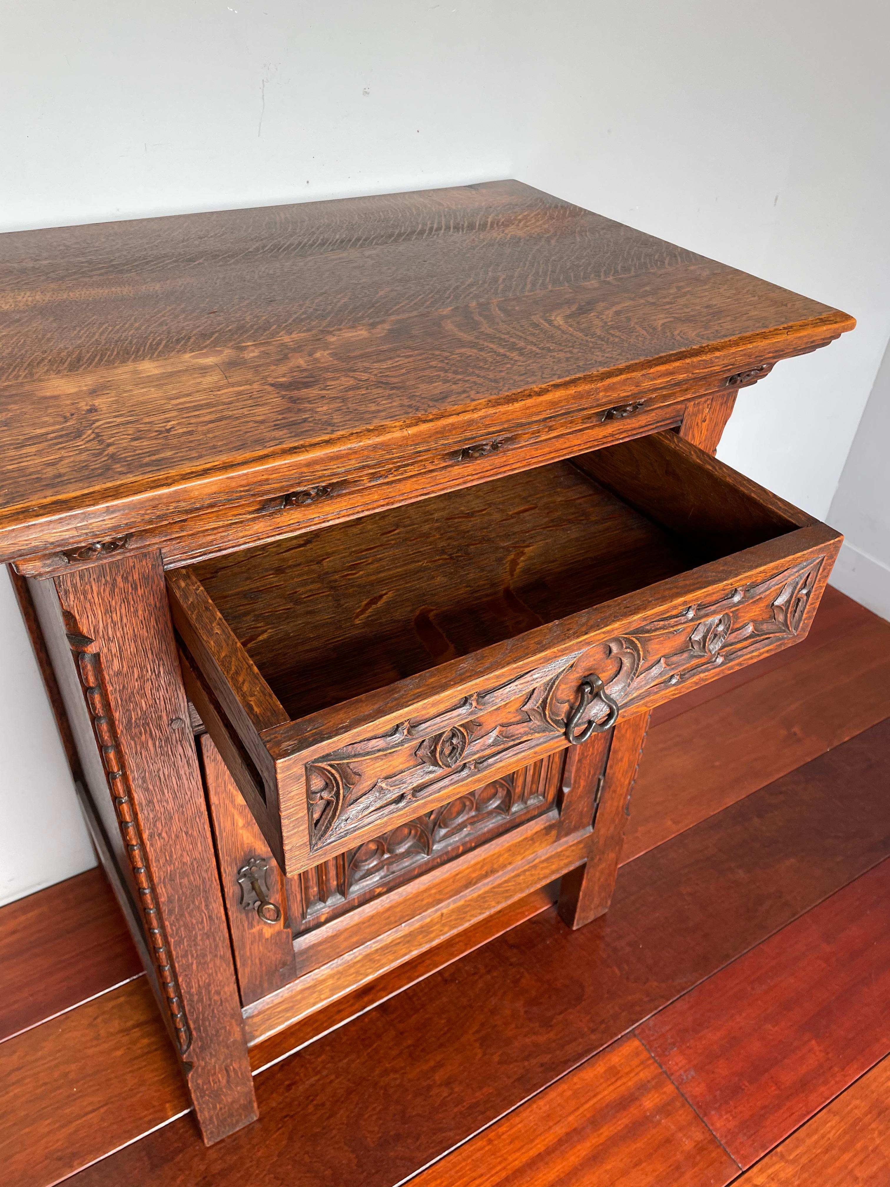 Hand-Carved Stunning Multi Purpose Gothic Revival Hand Carved Tiger Oak Cabinet 1920s & Mint