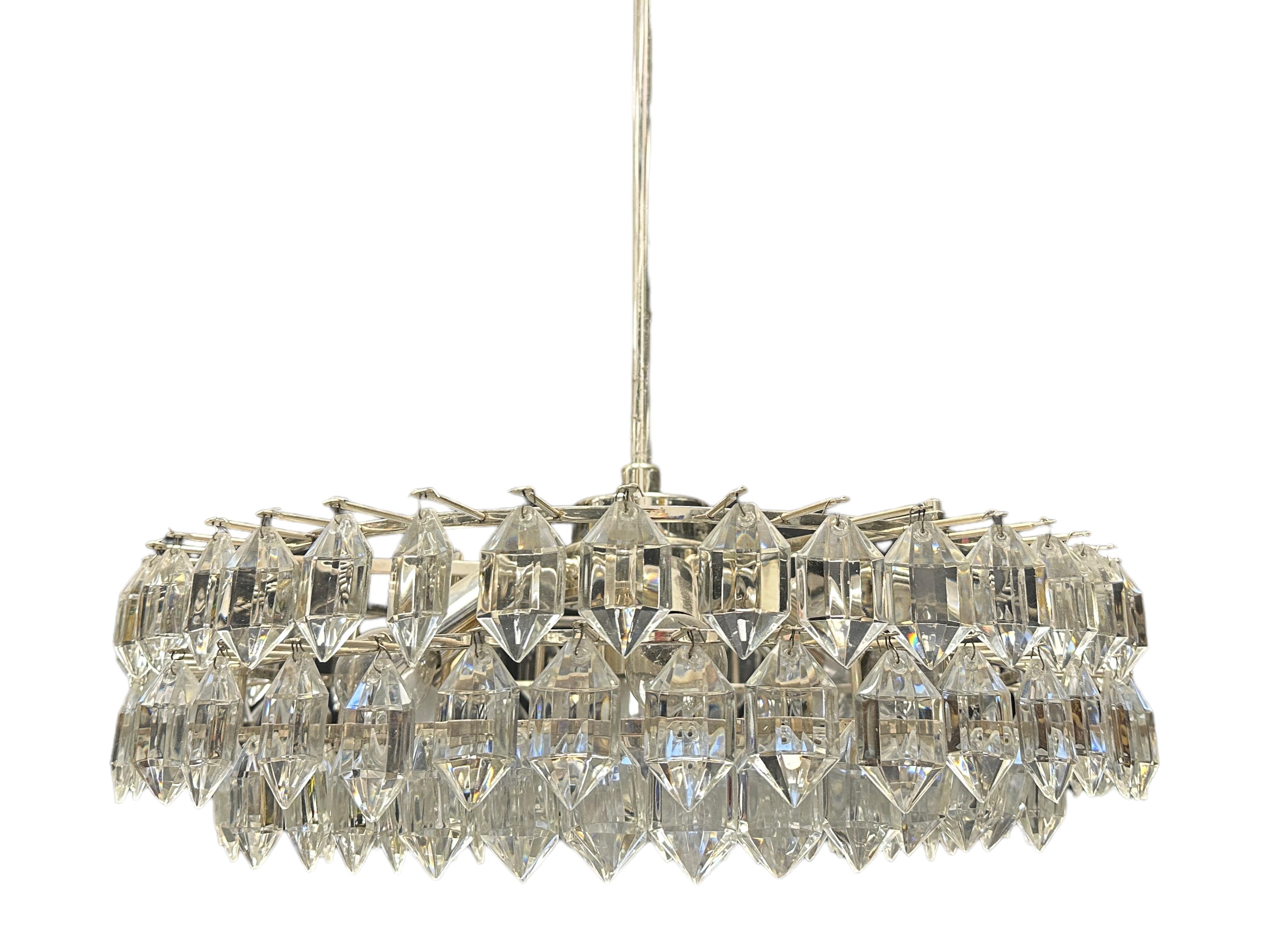 Stunning Multi Tiered Crystal Glass Bakalowits Chandelier, Austria, 1960s In Good Condition For Sale In Nuernberg, DE