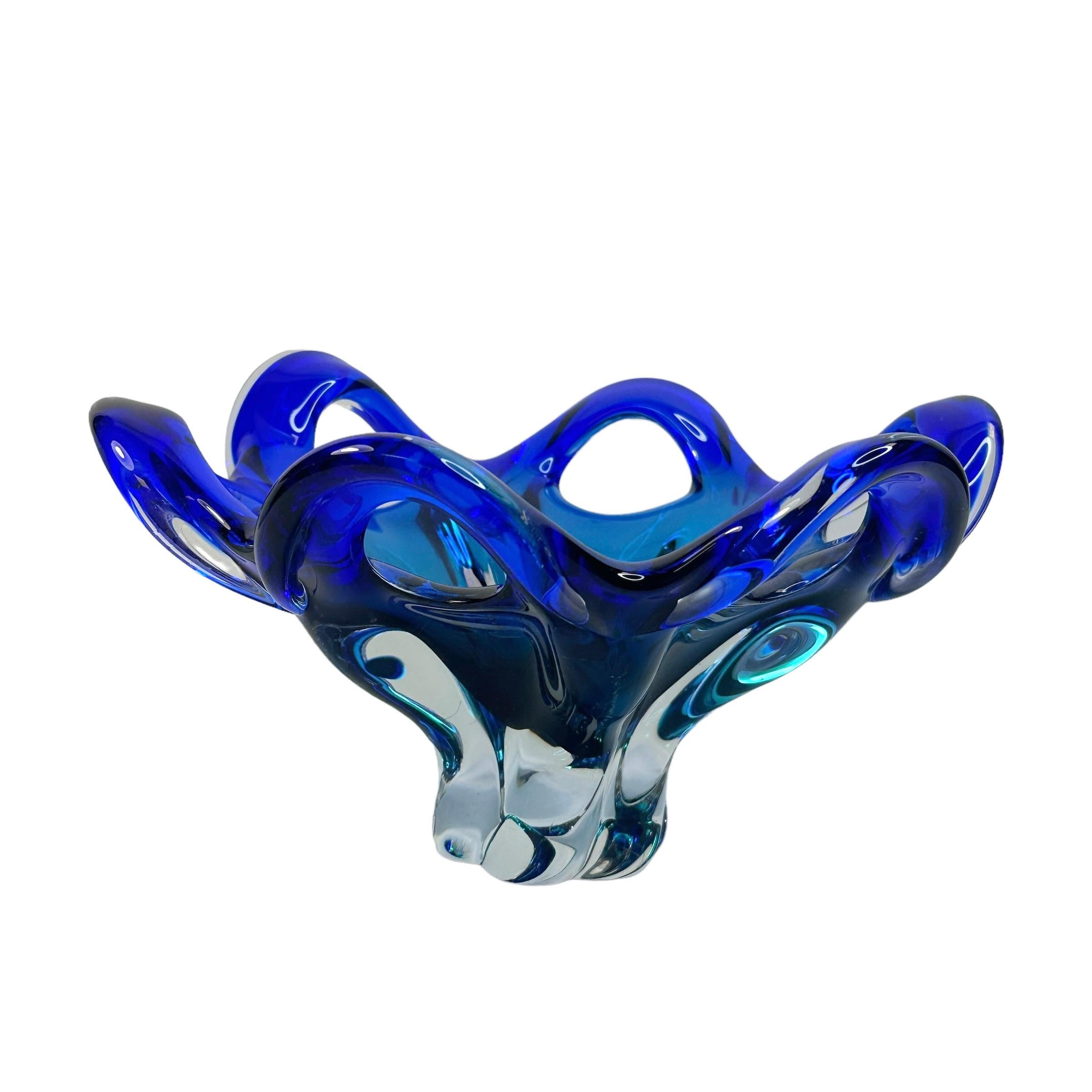 Mid-Century Modern Stunning Murano Art Glass Bowl Catchall Blue and Clear, Vintage, Italy, 1970s For Sale