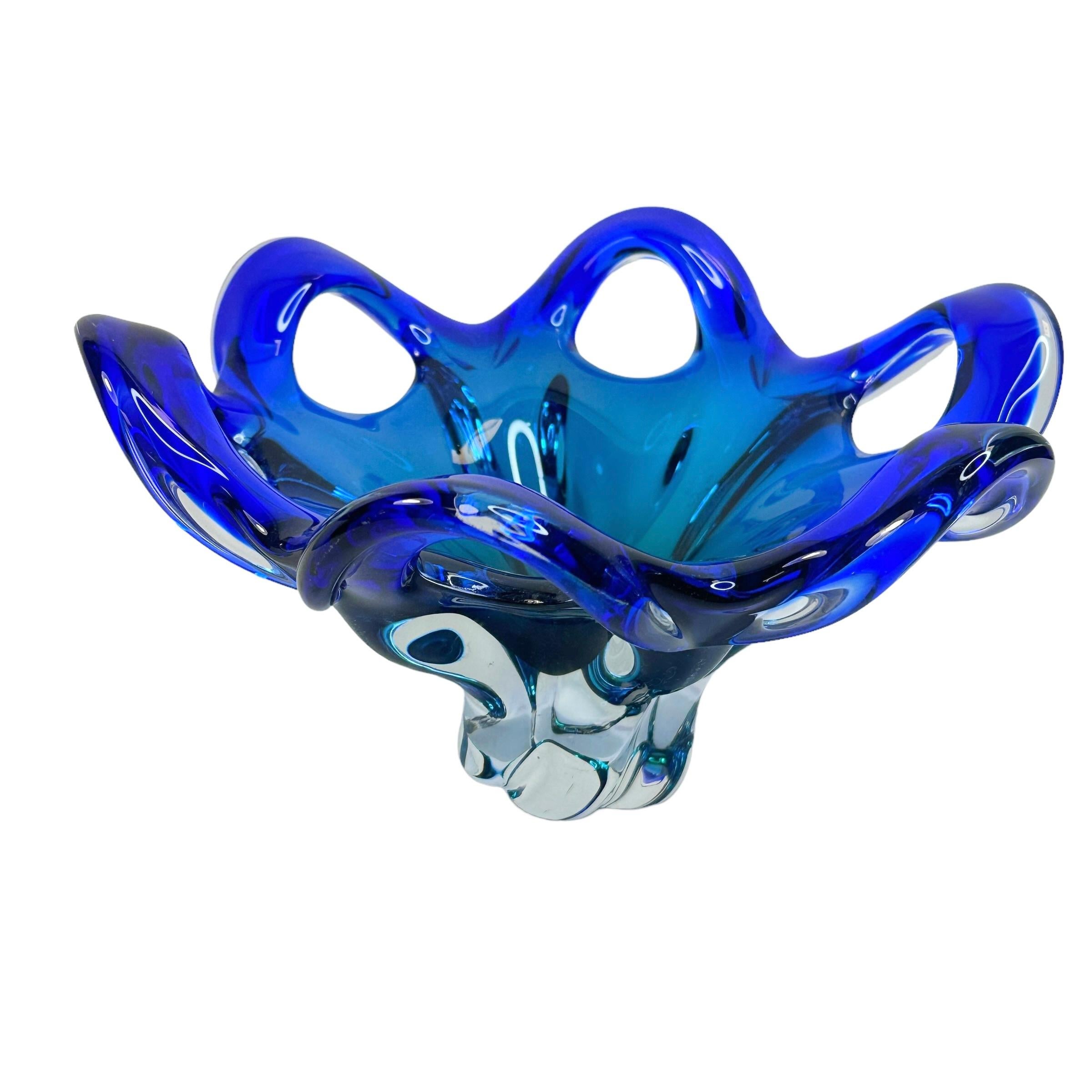 Italian Stunning Murano Art Glass Bowl Catchall Blue and Clear, Vintage, Italy, 1970s For Sale