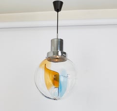 Stupenda lampada a sospensione a sfera di Murano di Toni Zuccheri per Kaiser, Germania, anni '70