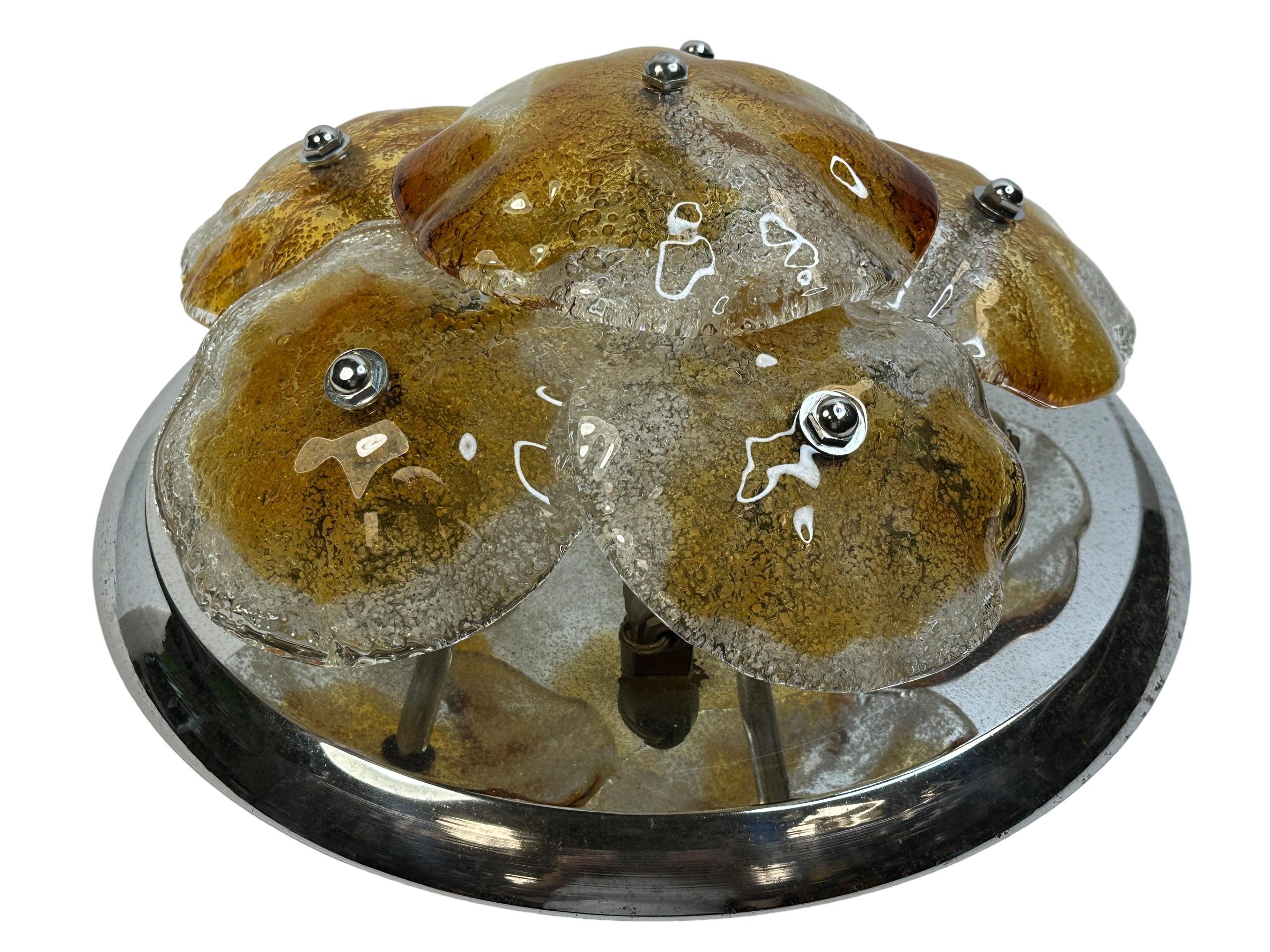 Stunning Murano Disc Glass Flush Mount, Mid-Century Modern Italy Mazzega Style In Good Condition For Sale In Nuernberg, DE