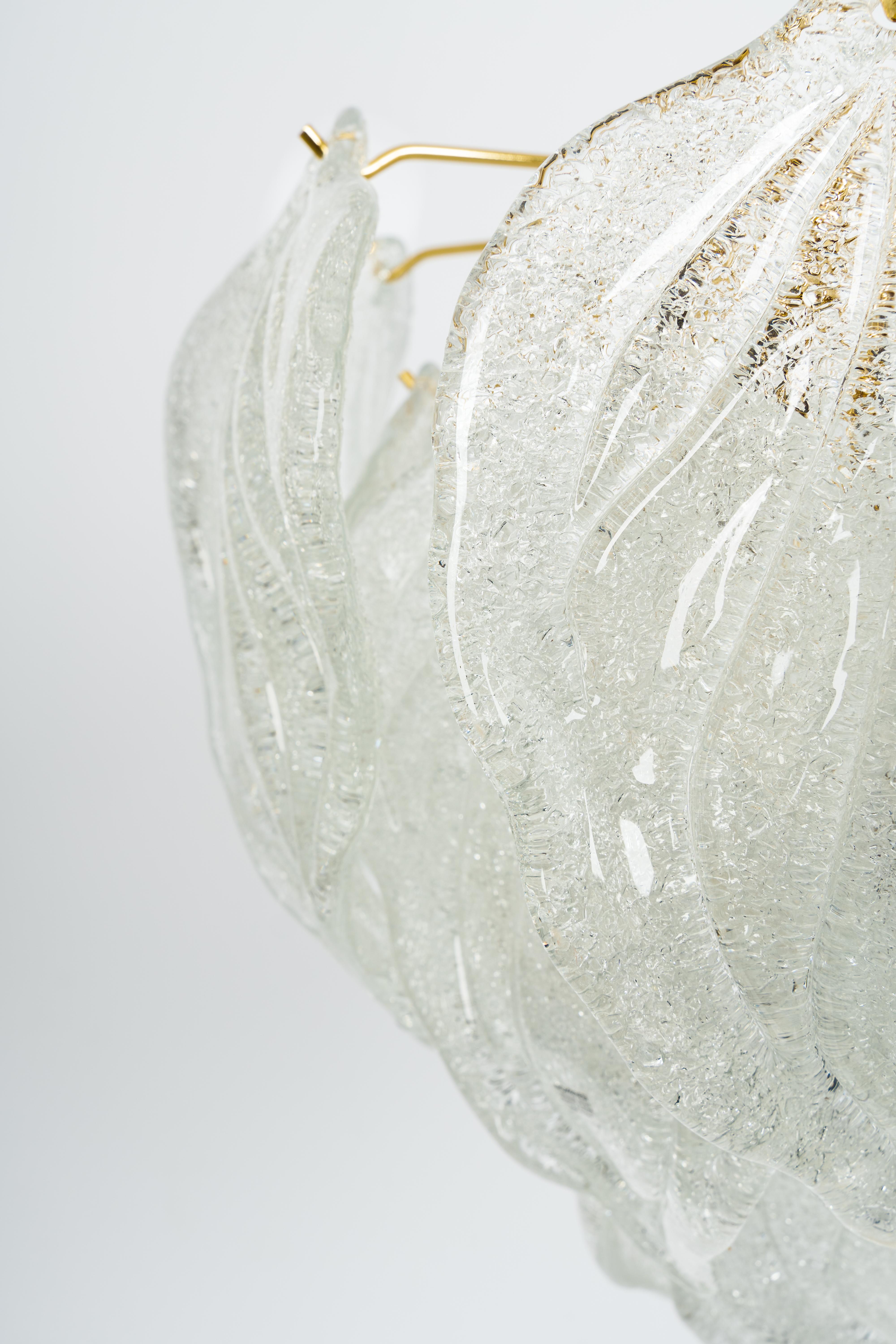 Late 20th Century Stunning Murano Glass and brass Chandelier, Italy, 1970s For Sale