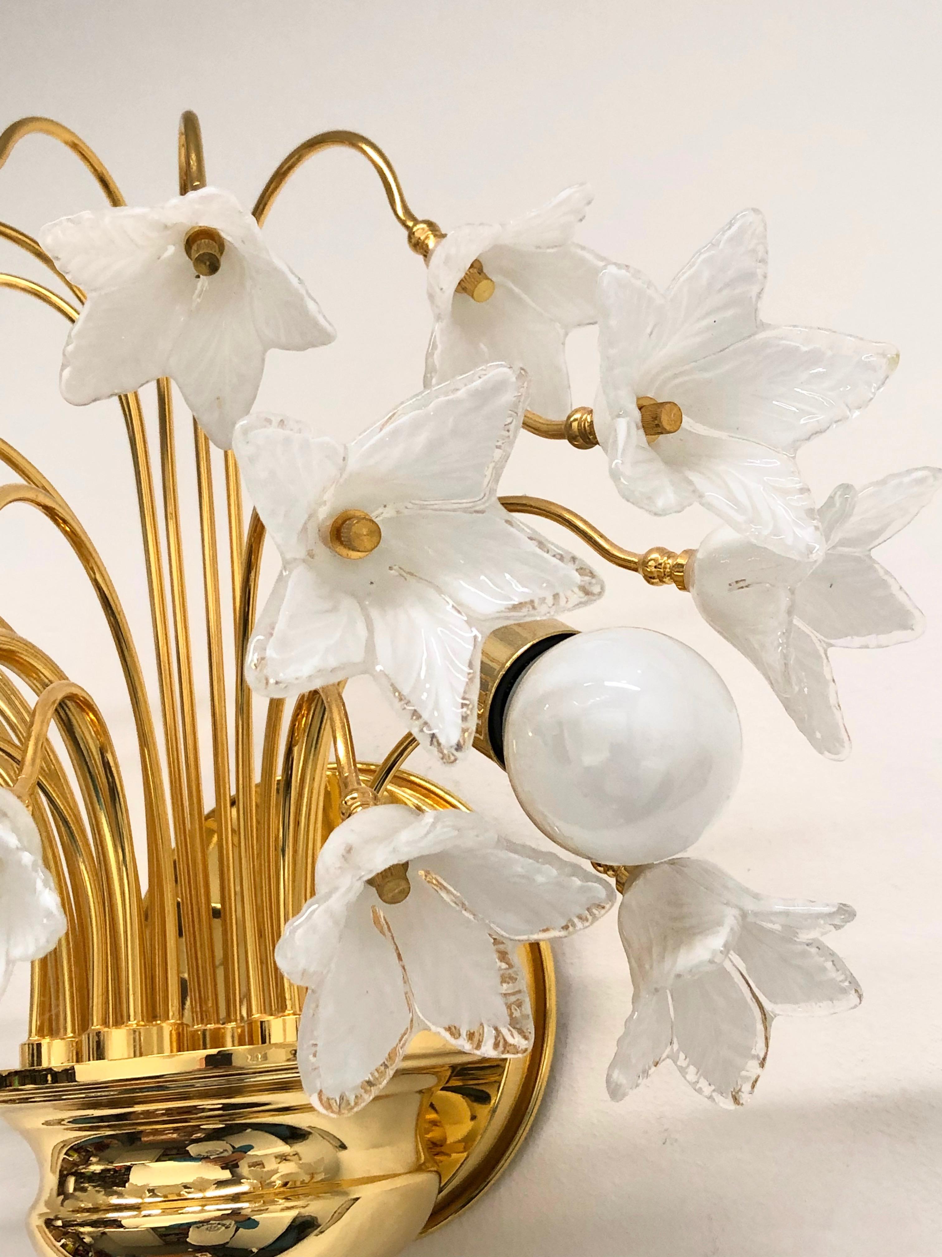 Stunning Murano Glass and Gold-Plated Sconce Wall Lamp Vintage, Italy, 1980s In Good Condition For Sale In Nuernberg, DE