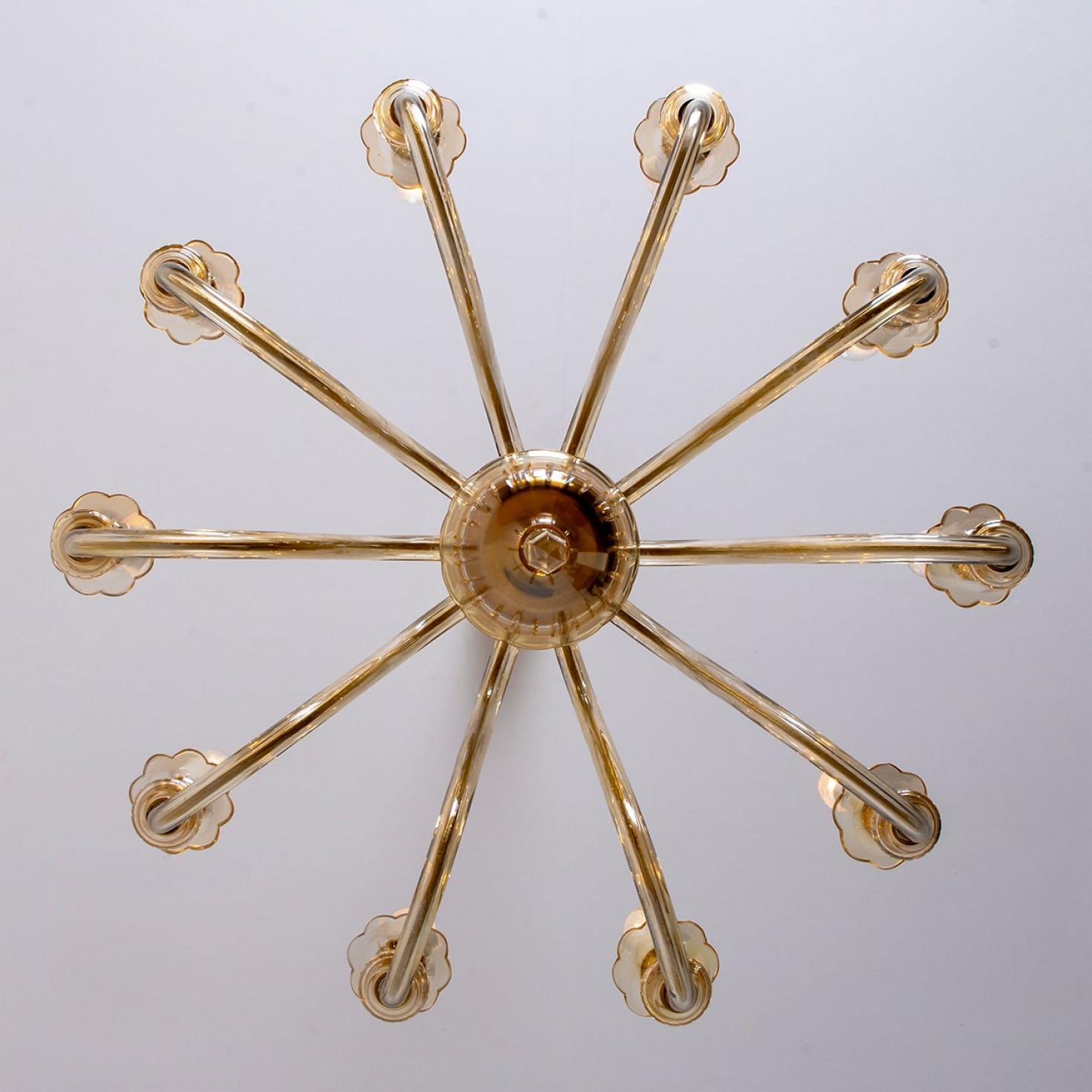 Impresionante araña de cristal de Murano de 10 brazos, Italia, 1960 en venta 5