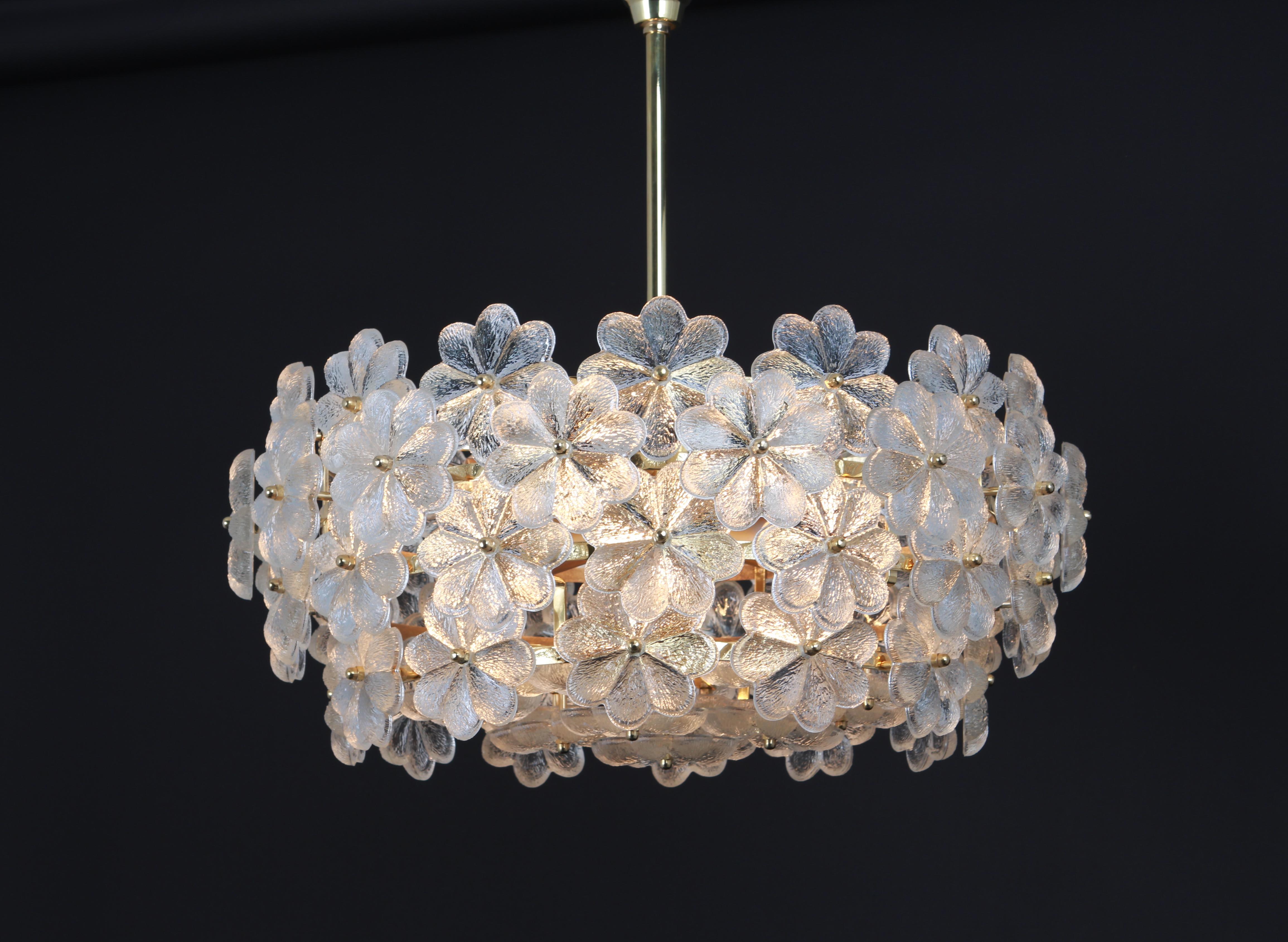 1 of 2 Stunning Murano Glass Chandelier by Ernst Palme, Germany, 1970s For Sale 4