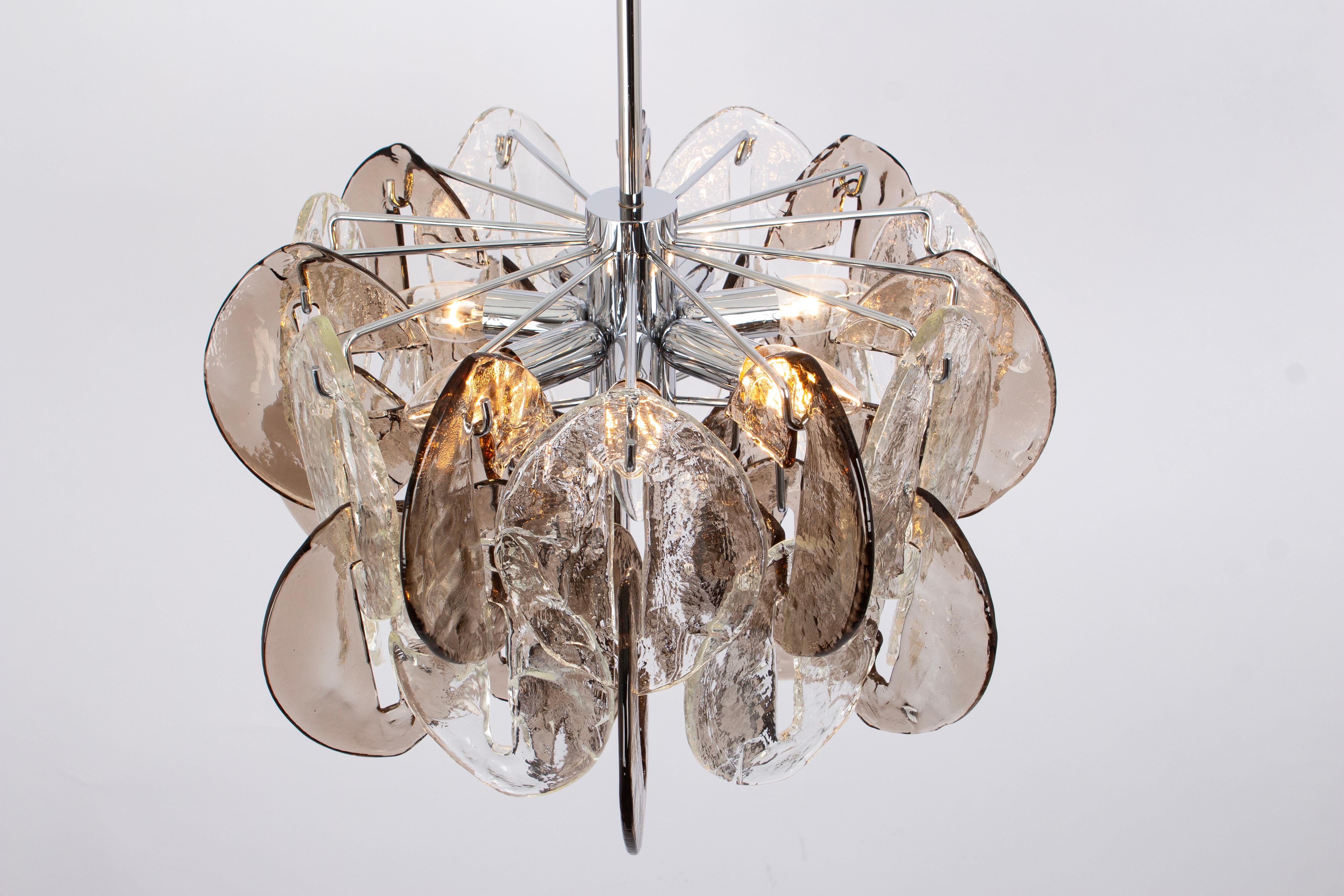 Stunning Murano Glass Chandelier Designed by Carlo Nason for Kalmar, 1970s In Good Condition For Sale In Aachen, NRW