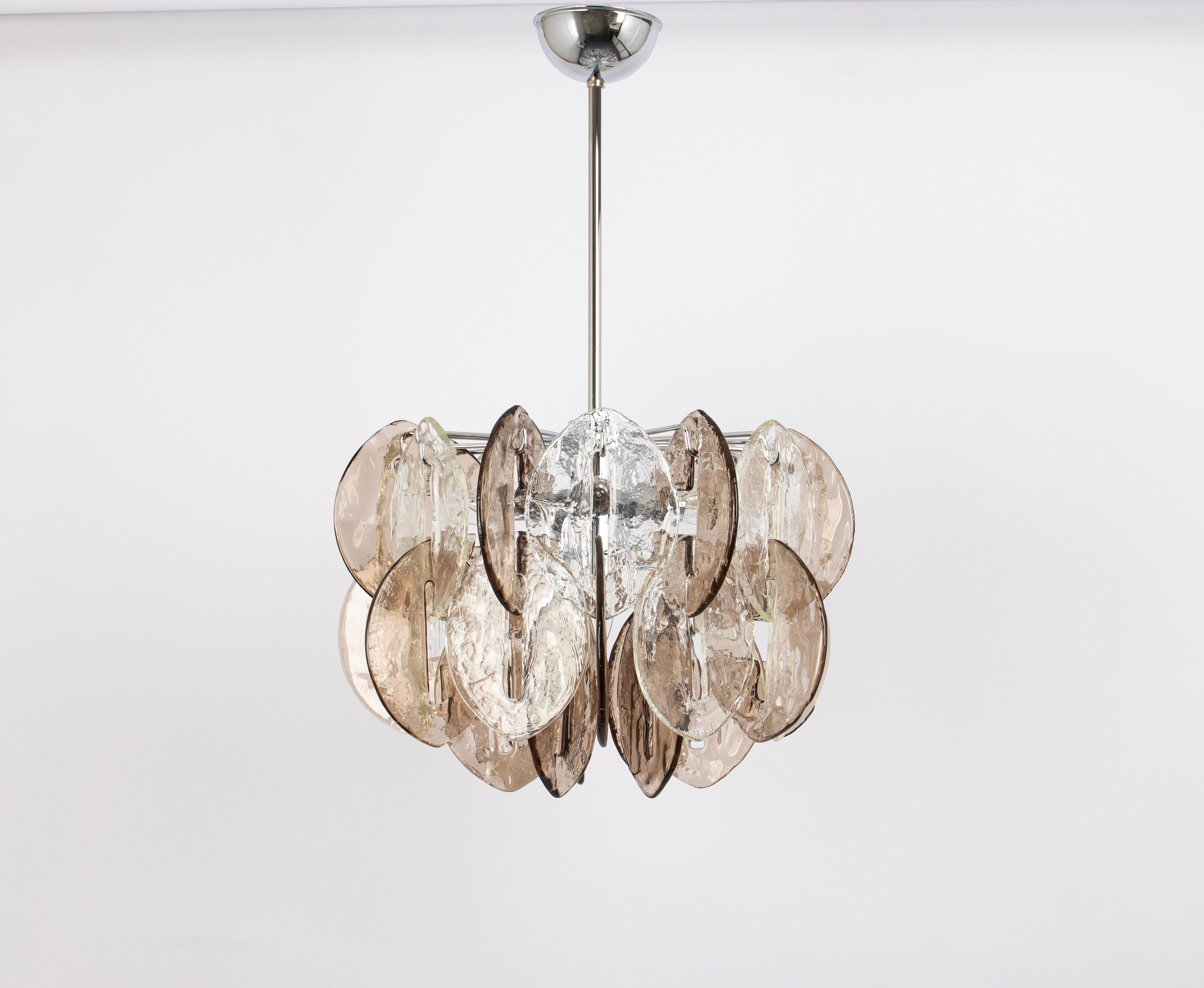 Stunning Murano Glass Chandelier Designed by Carlo Nason for Kalmar, 1970s For Sale 2