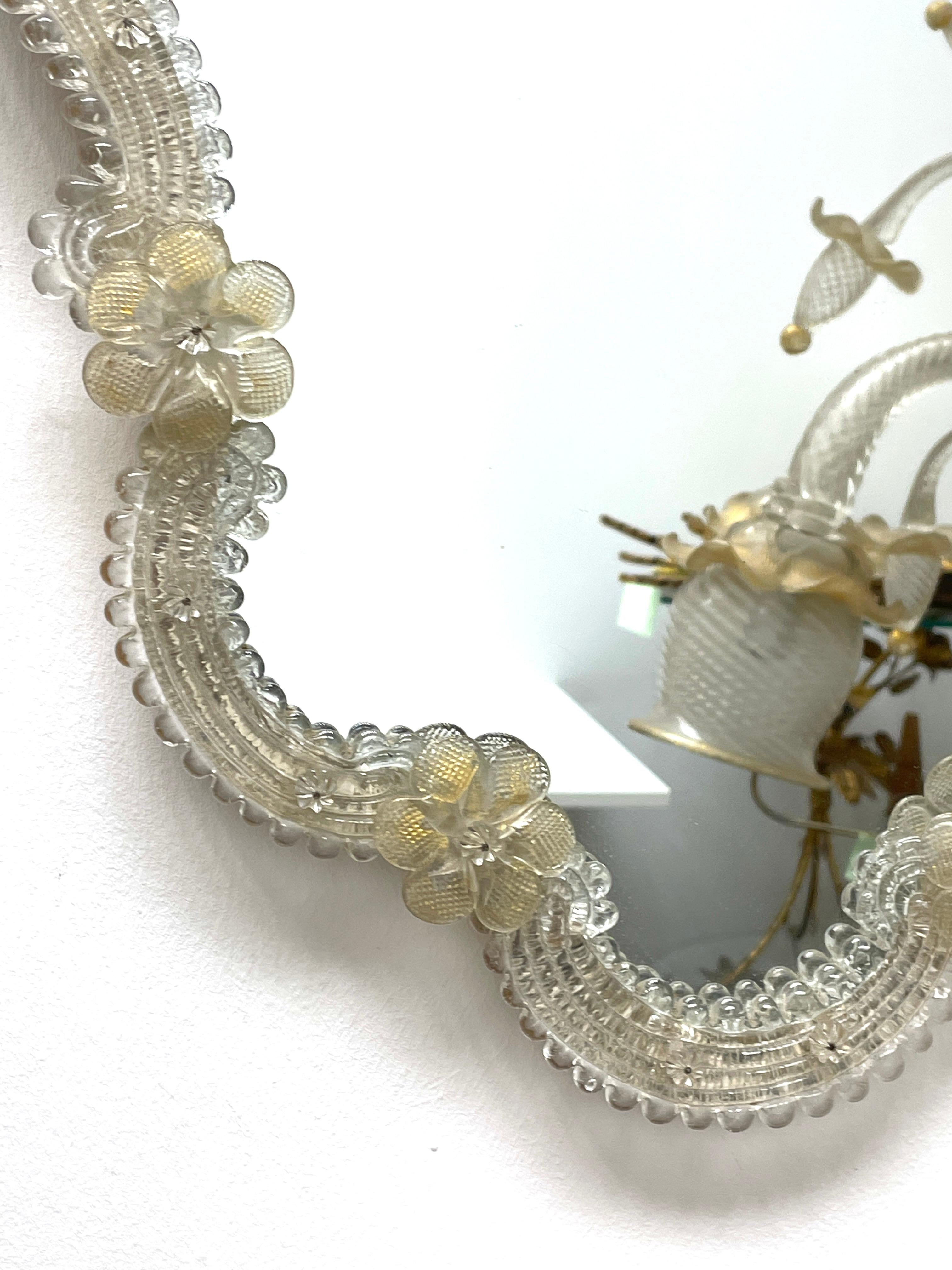 Stunning Murano Glass Wall Mirror Clear and Gold Flakes Glass 1960s, Italy 5