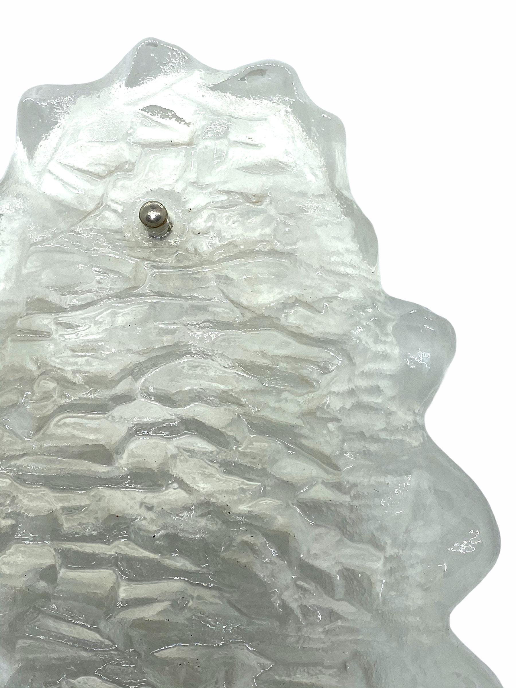 Stunning Murano Ice Glass Leaf Sconce by Peill & Putzler Leuchten, 1970s In Good Condition In Nuernberg, DE