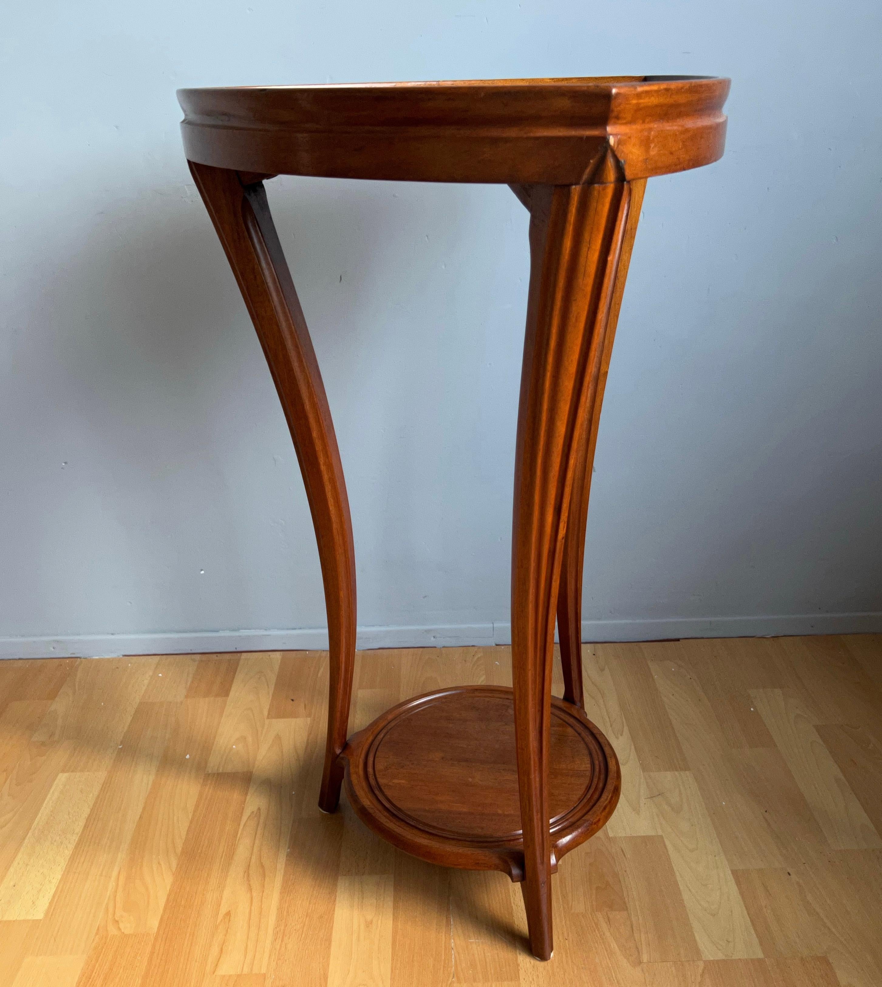 Stunning Nancy Style Art Nouveau Nutwood Triangle Shape Table / Plant Stand 1900 8