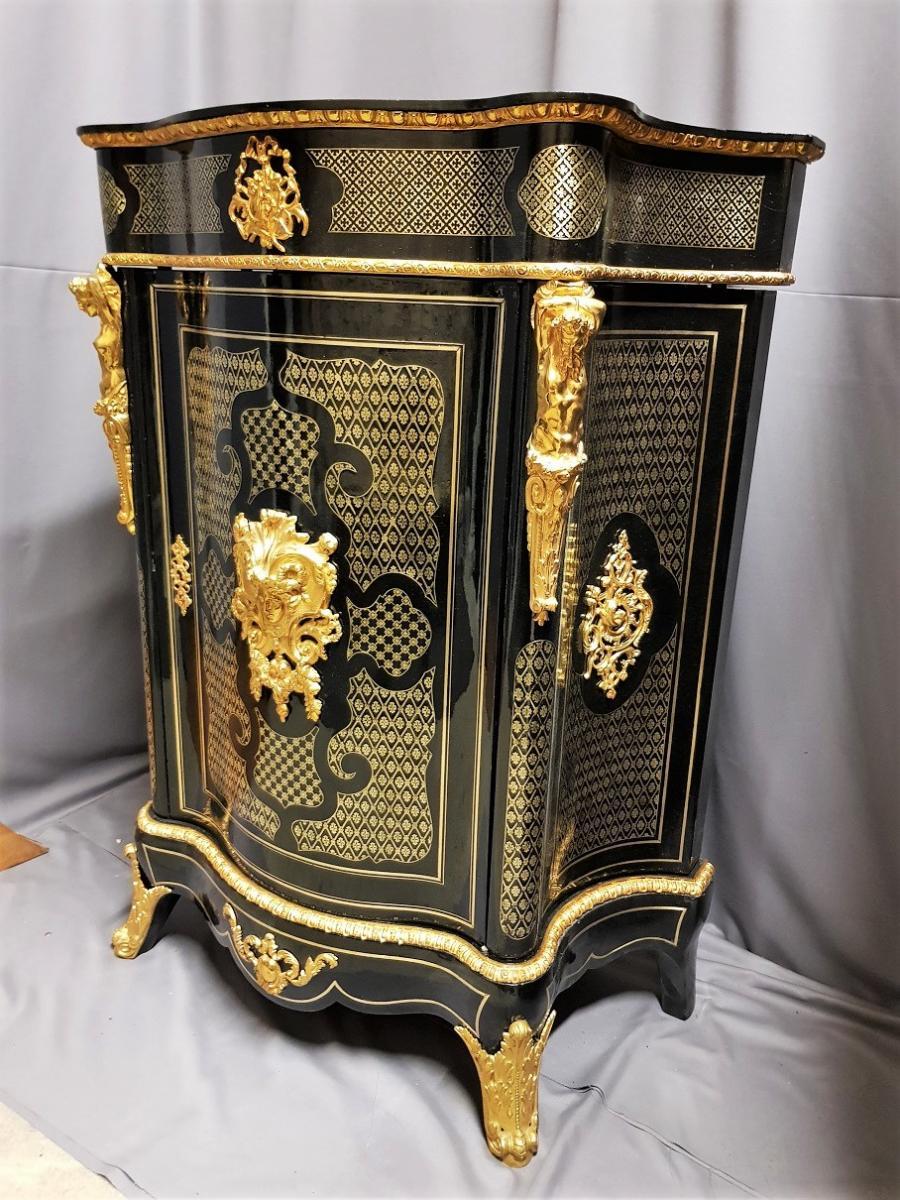 Rare cabinet in Boulle style marquetry, stamped by Diehl stunning poly curved with concave curves, inlaid brass on all sides. Marquetry called 