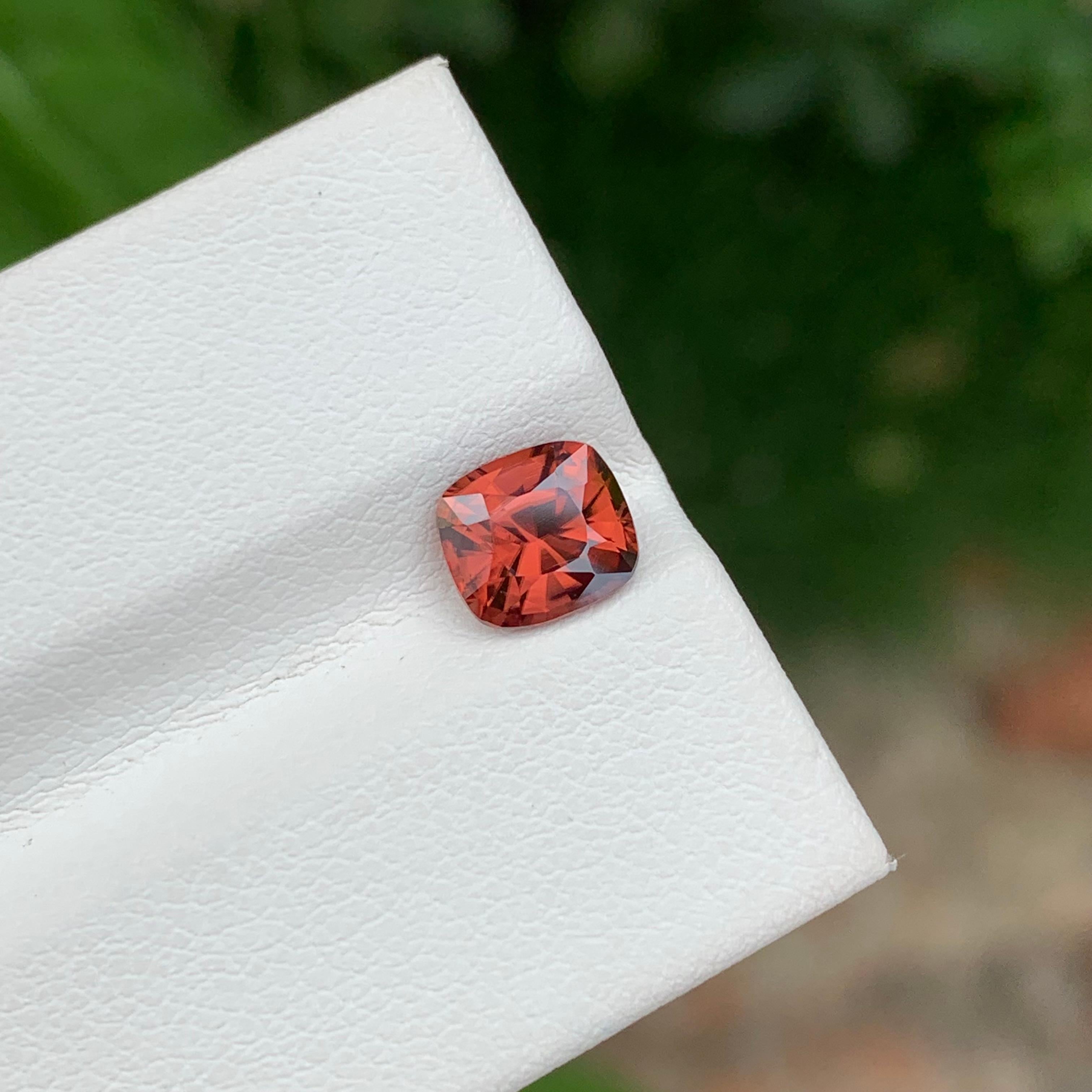 Atemberaubende natürliche 1,80 Karat Orangish Pfirsich Lose Spinell Ring Edelstein im Angebot 5