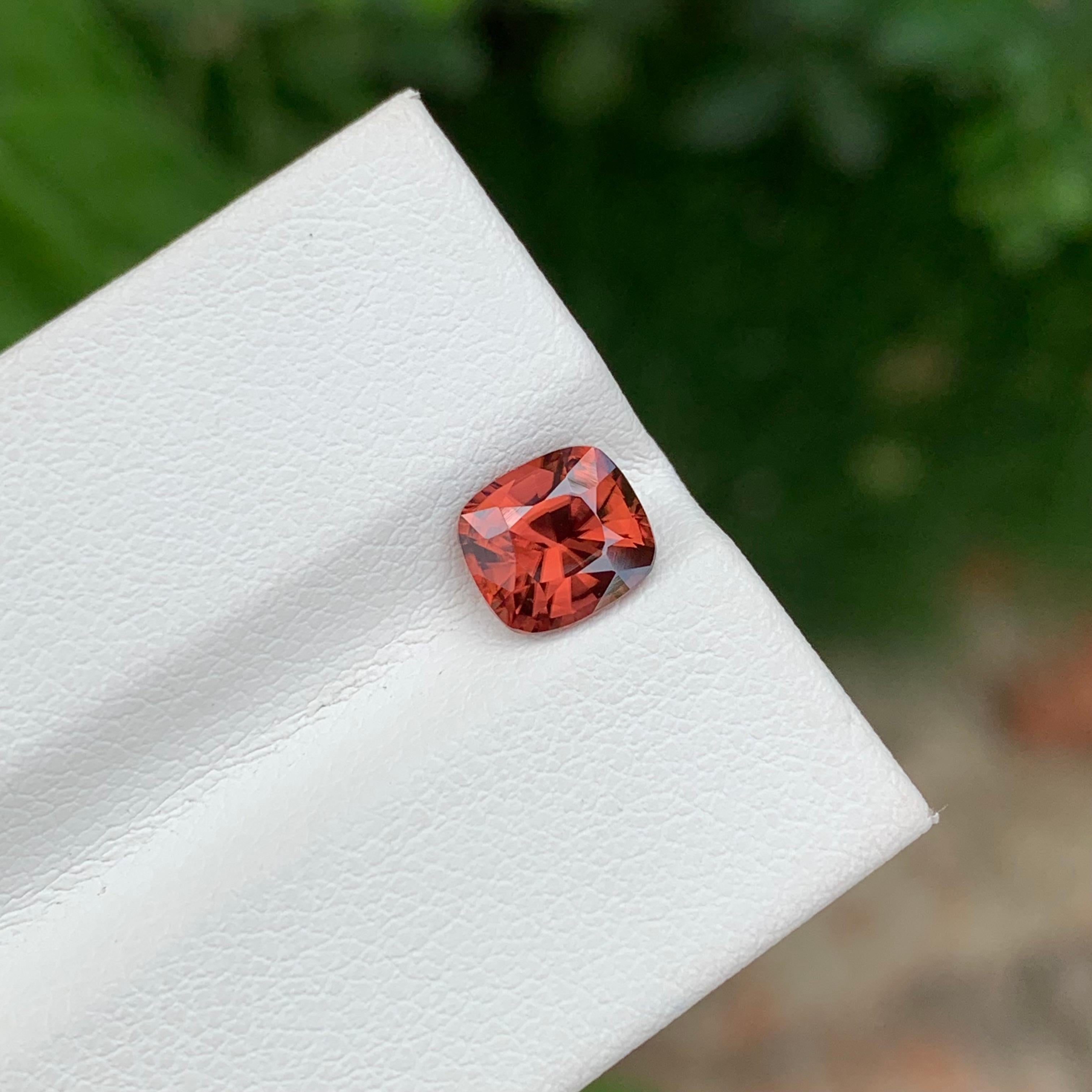 Atemberaubende natürliche 1,80 Karat Orangish Pfirsich Lose Spinell Ring Edelstein im Angebot 3