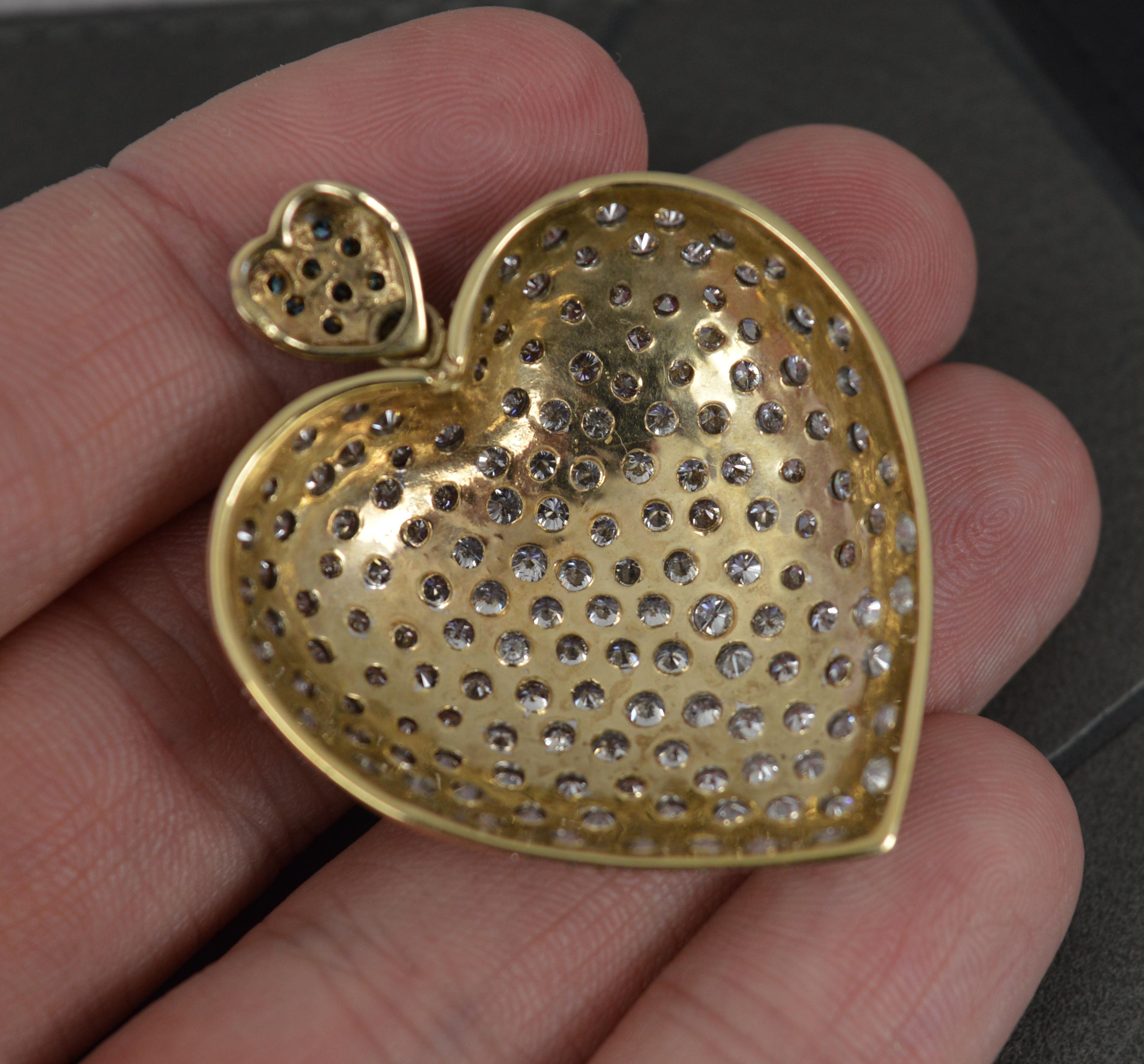 Stunning Natural 5.32ct Diamond and 9ct Gold Heart Shape Pendant For Sale 2