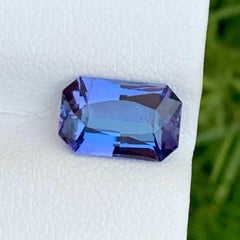 Splendida gemma naturale di tanzanite blu 3,00 carati Tanzania Tanzanite