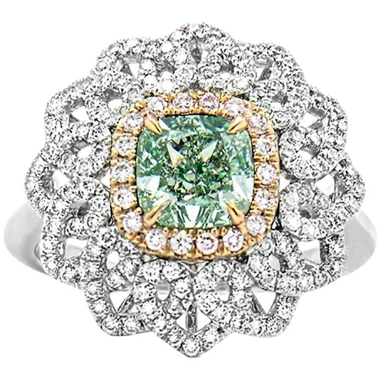 Stunning Natural Color Green Diamond Ring in 18 Karat Gold at 1stDibs