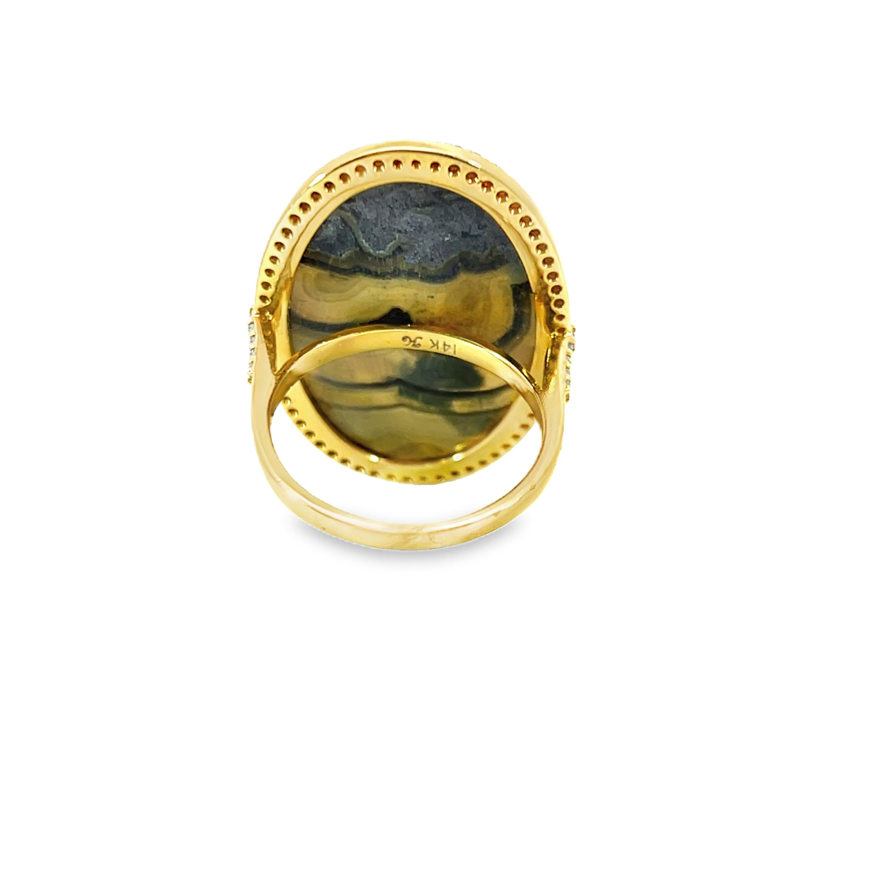 Atemberaubender Ring mit natürlichem Diamanten und Schalenblende im Angebot 2