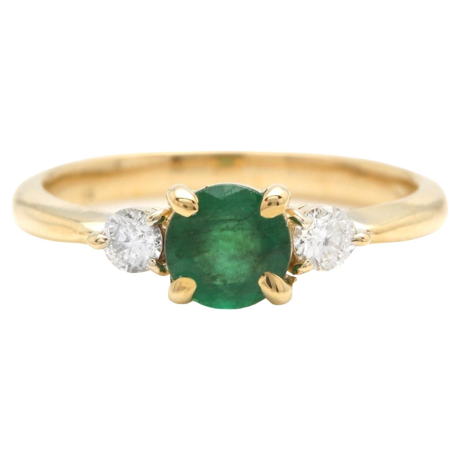 Stunning Natural Emerald and Diamond 14k Solid Yellow Gold Ring For Sale