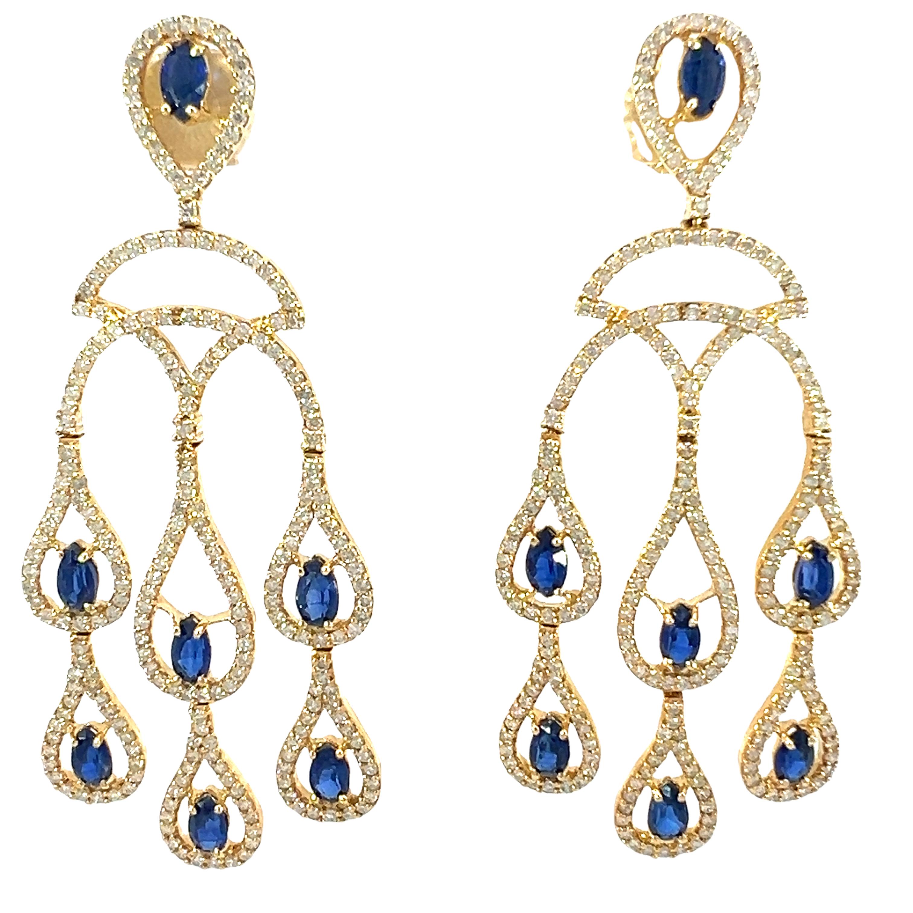 Splendidi orecchini con kyanite naturale e diamanti In condizioni Nuovo in vendita a New York, NY