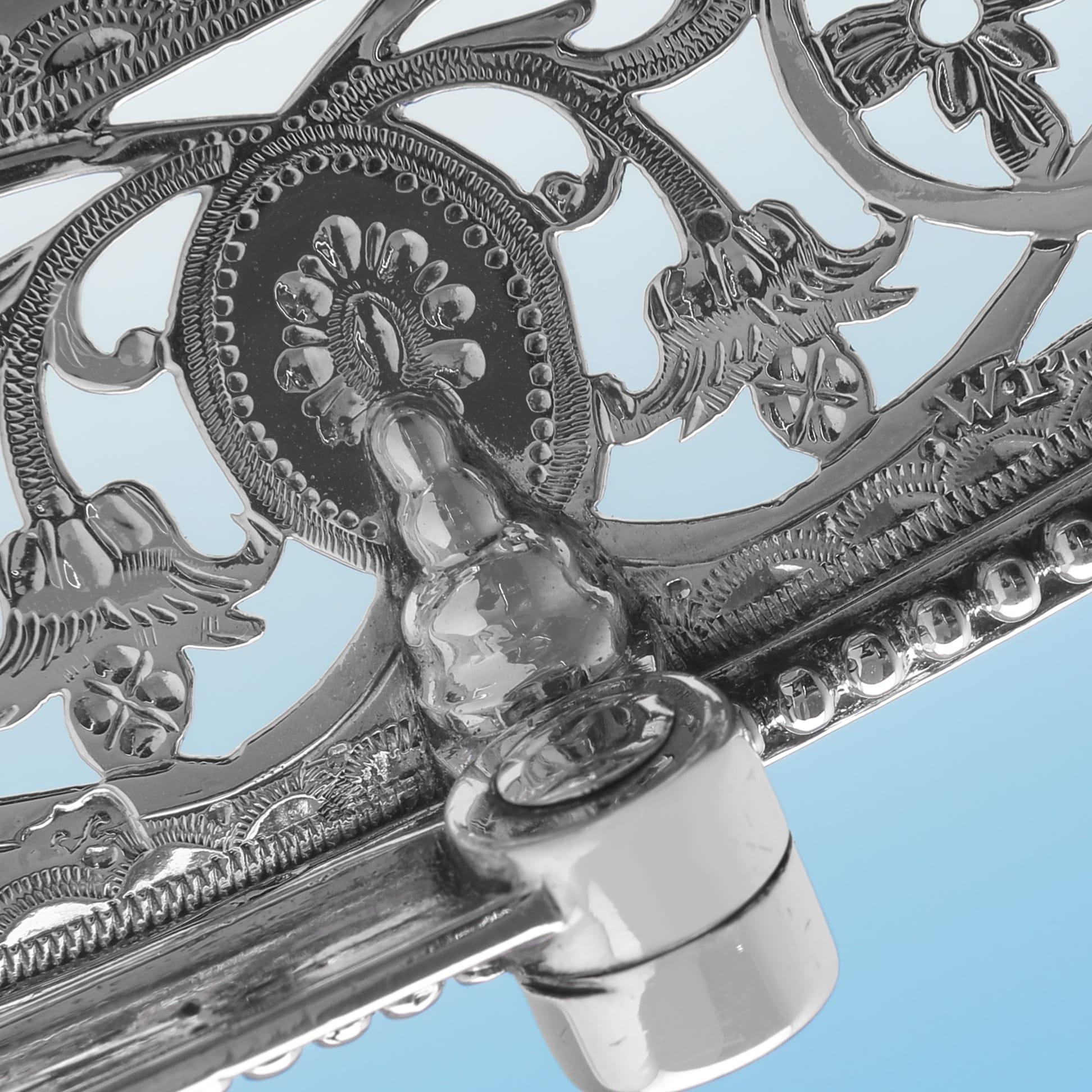 Impresionante cesta neoclásica antigua de plata de ley de William Plummer 1782 finales del siglo XVIII en venta