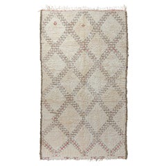 Stunning neutral Vintage Moroccan Marmoucha carpet curated by Breuckelen Berber