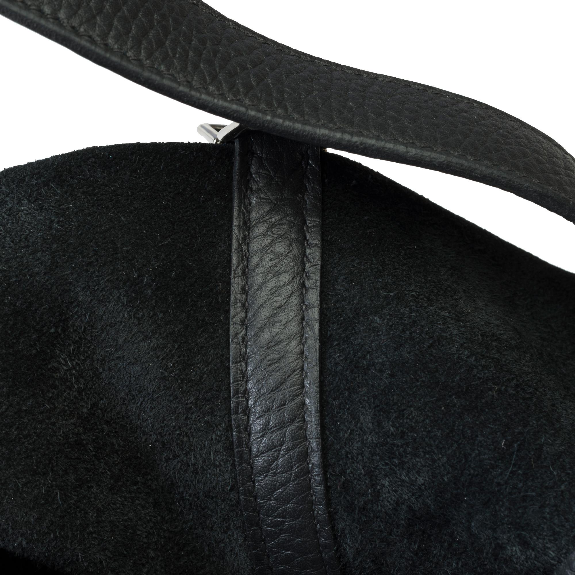 Stunning New Hermès Picotin 22 in Black Taurillon Clemence leather , PHW For Sale 3